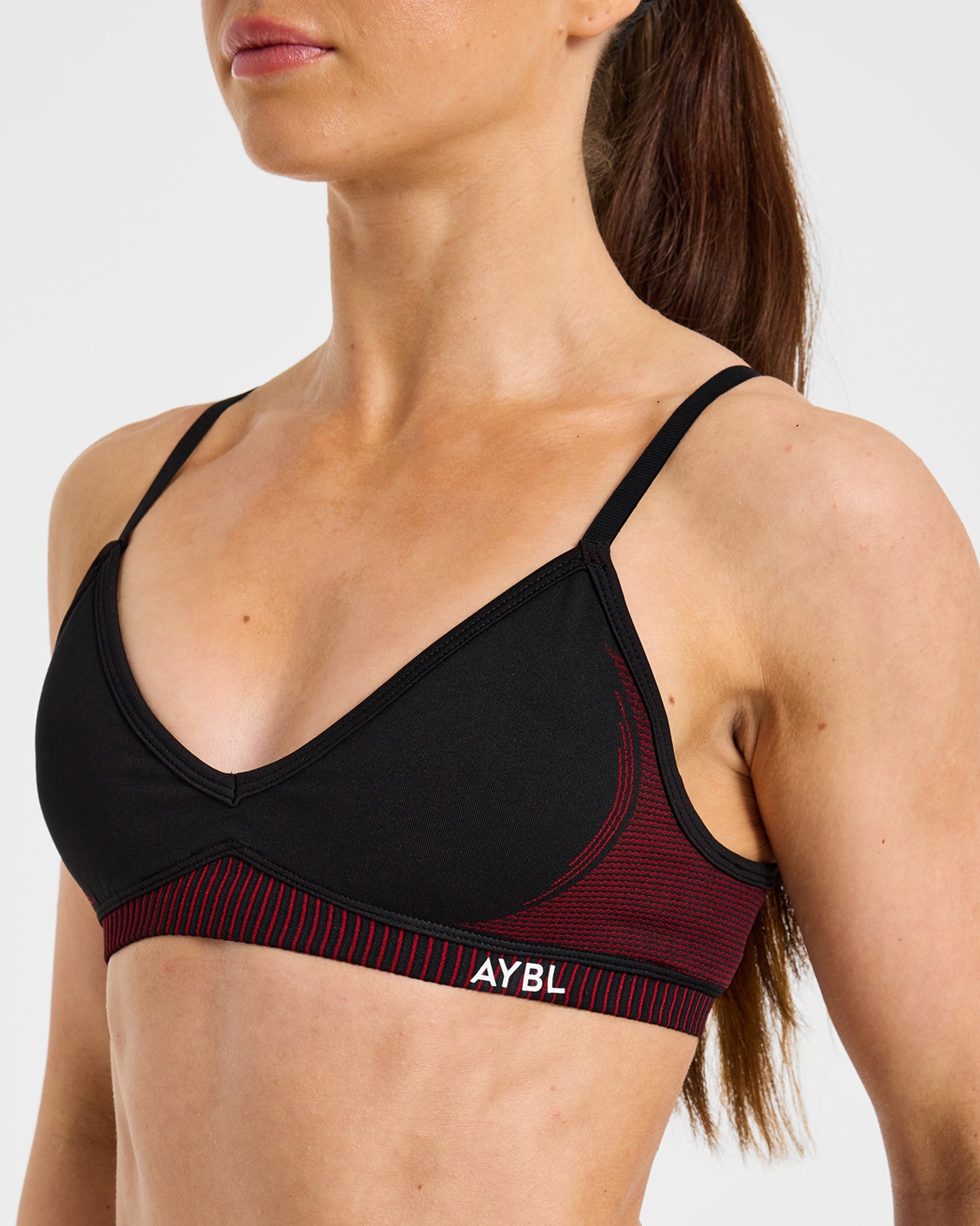 Charge Seamless Sports Bra - Zwart/Rood
