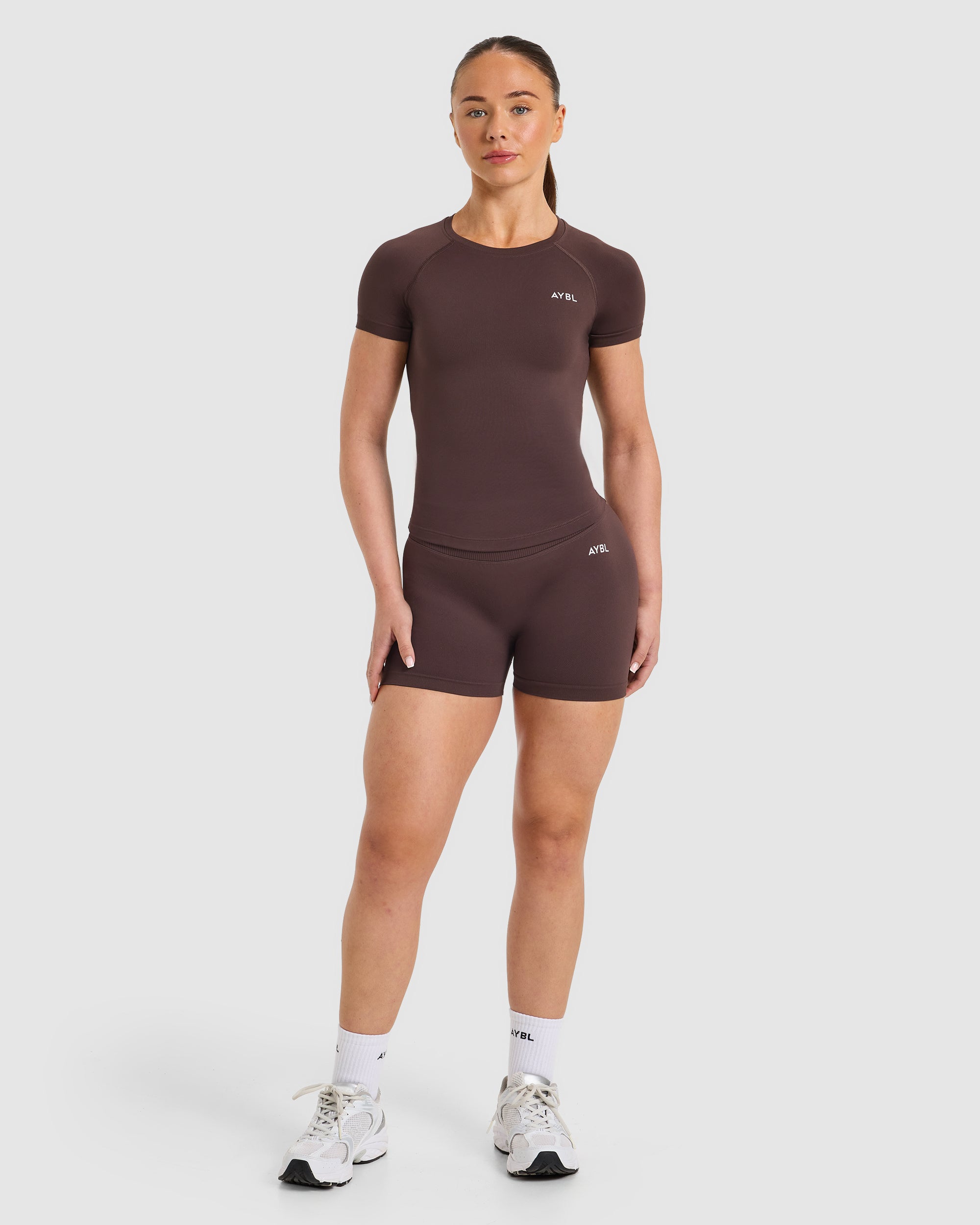 Enhance Seamless Short Sleeve Top - Cocoa Bruin