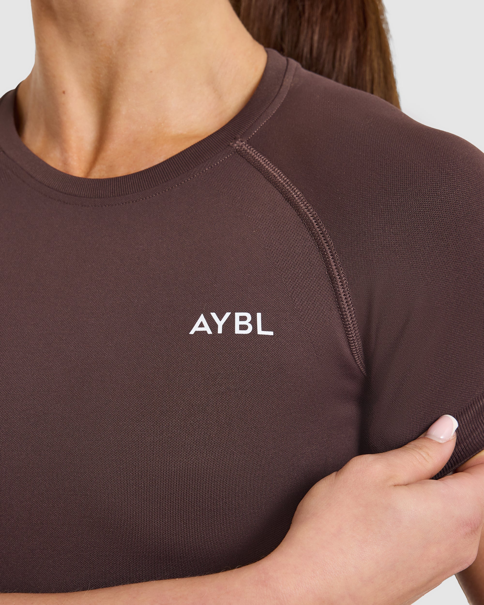 Enhance Seamless Short Sleeve Top - Cocoa Bruin