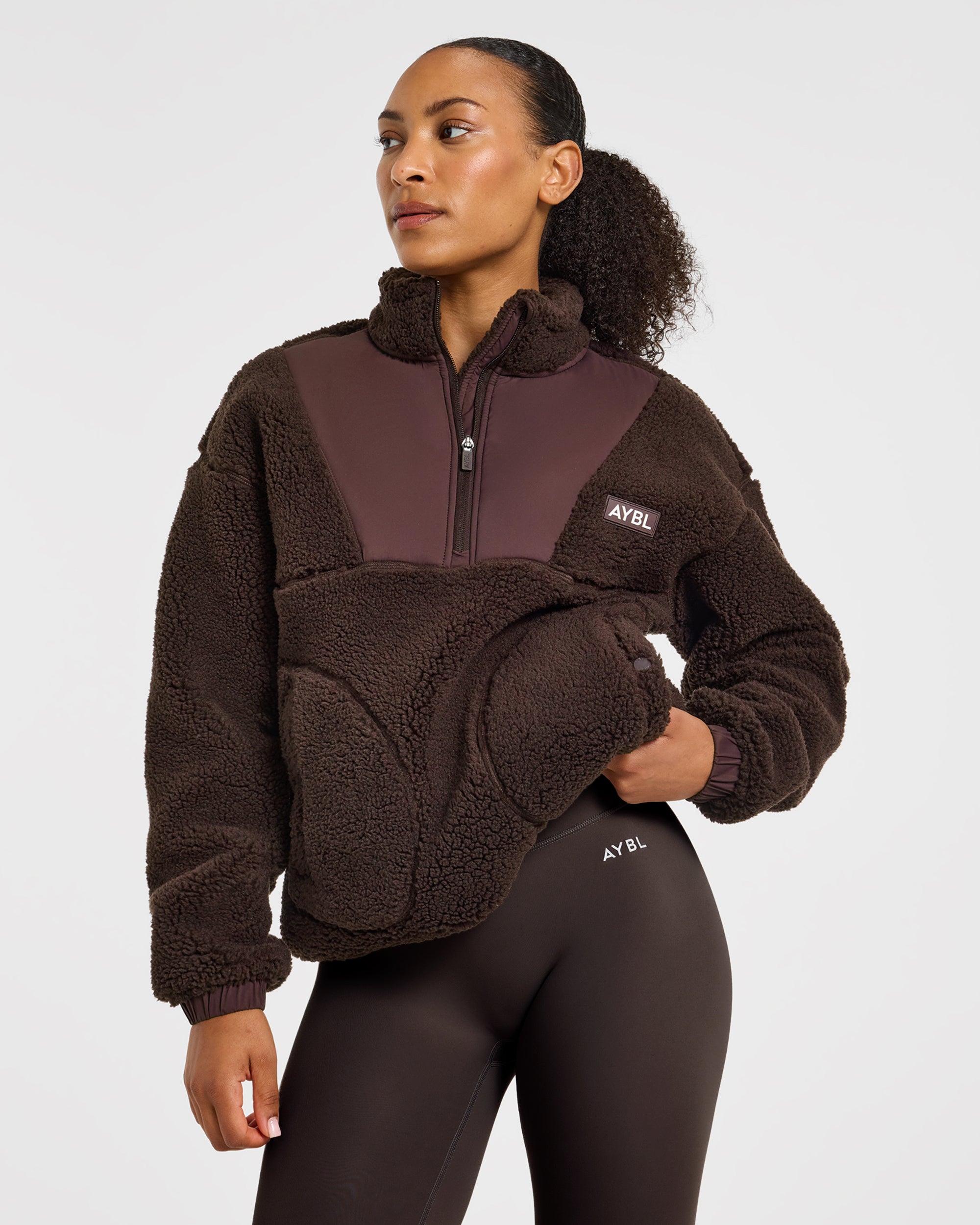 Signature 1/4 Zip Fleece Pullover - Cocoa Bruin