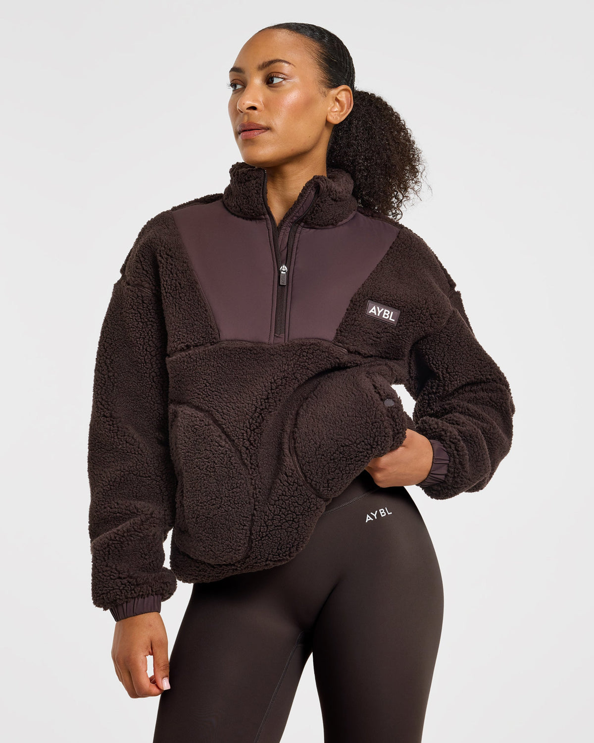 Signature 1/4 Zip Fleece Pullover - Cocoa Bruin