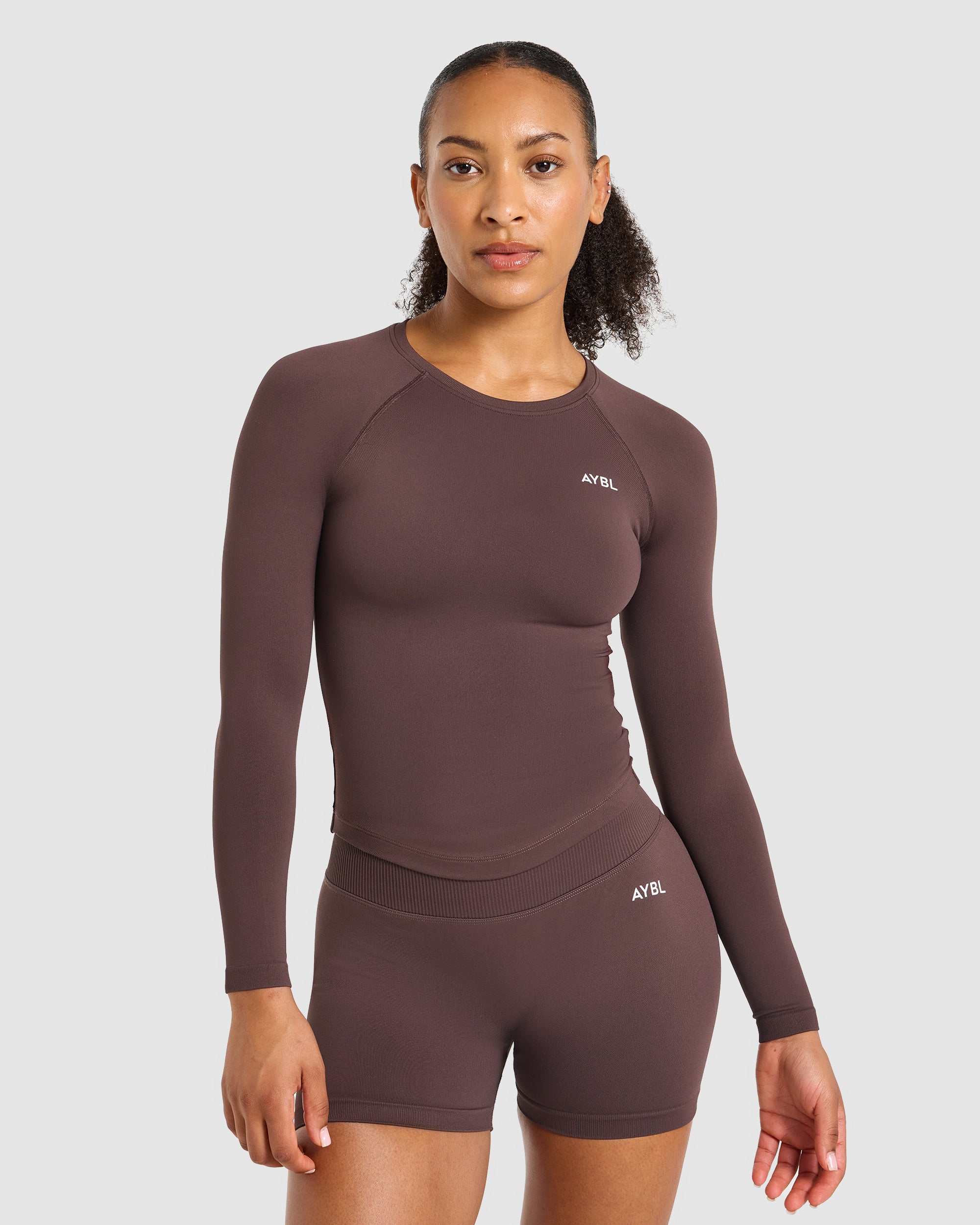 Enhance Seamless Long Sleeve Top - Cocoa Bruin