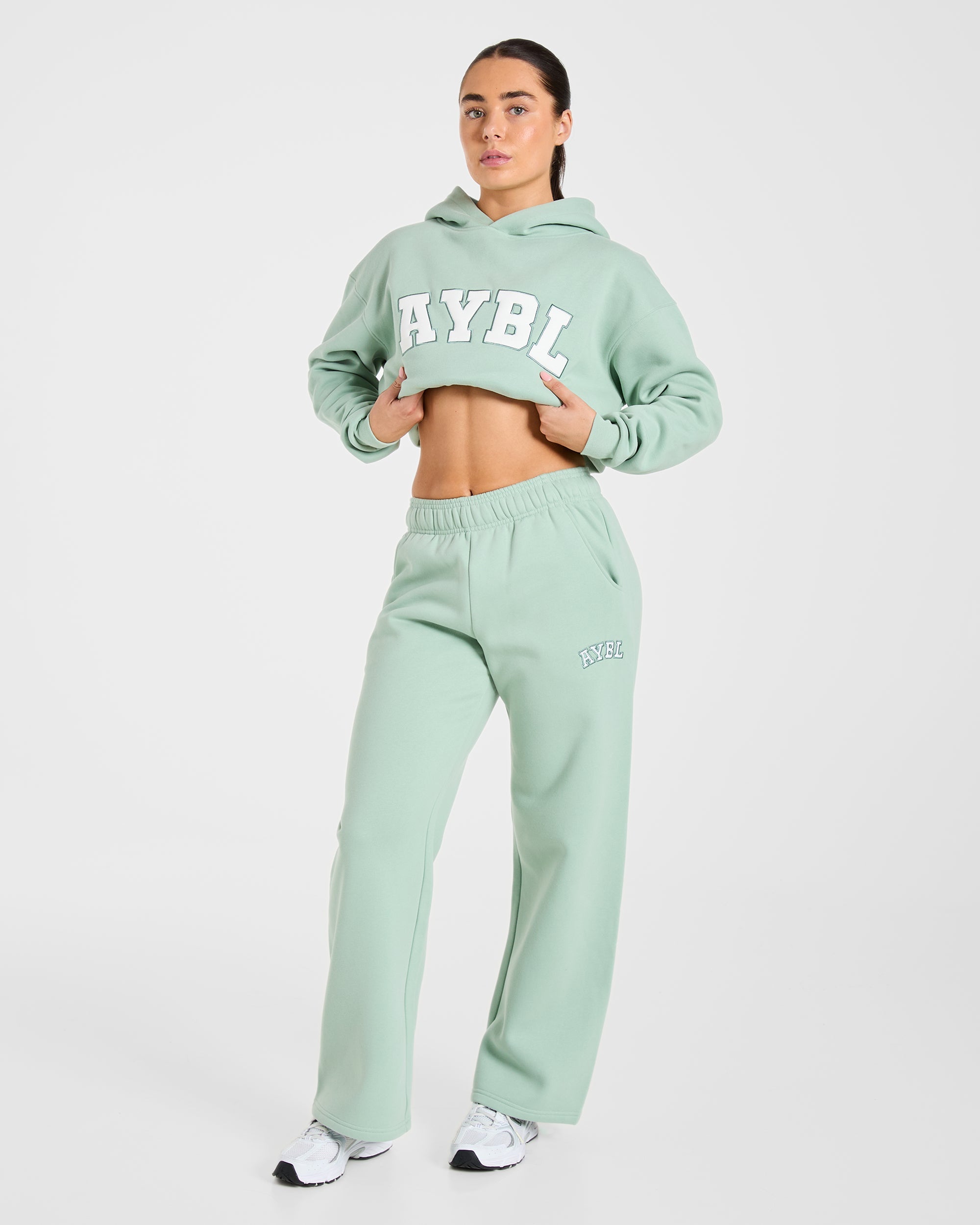 Varsity 2.0 Oversized Straight Leg Joggers - Sage Groen
