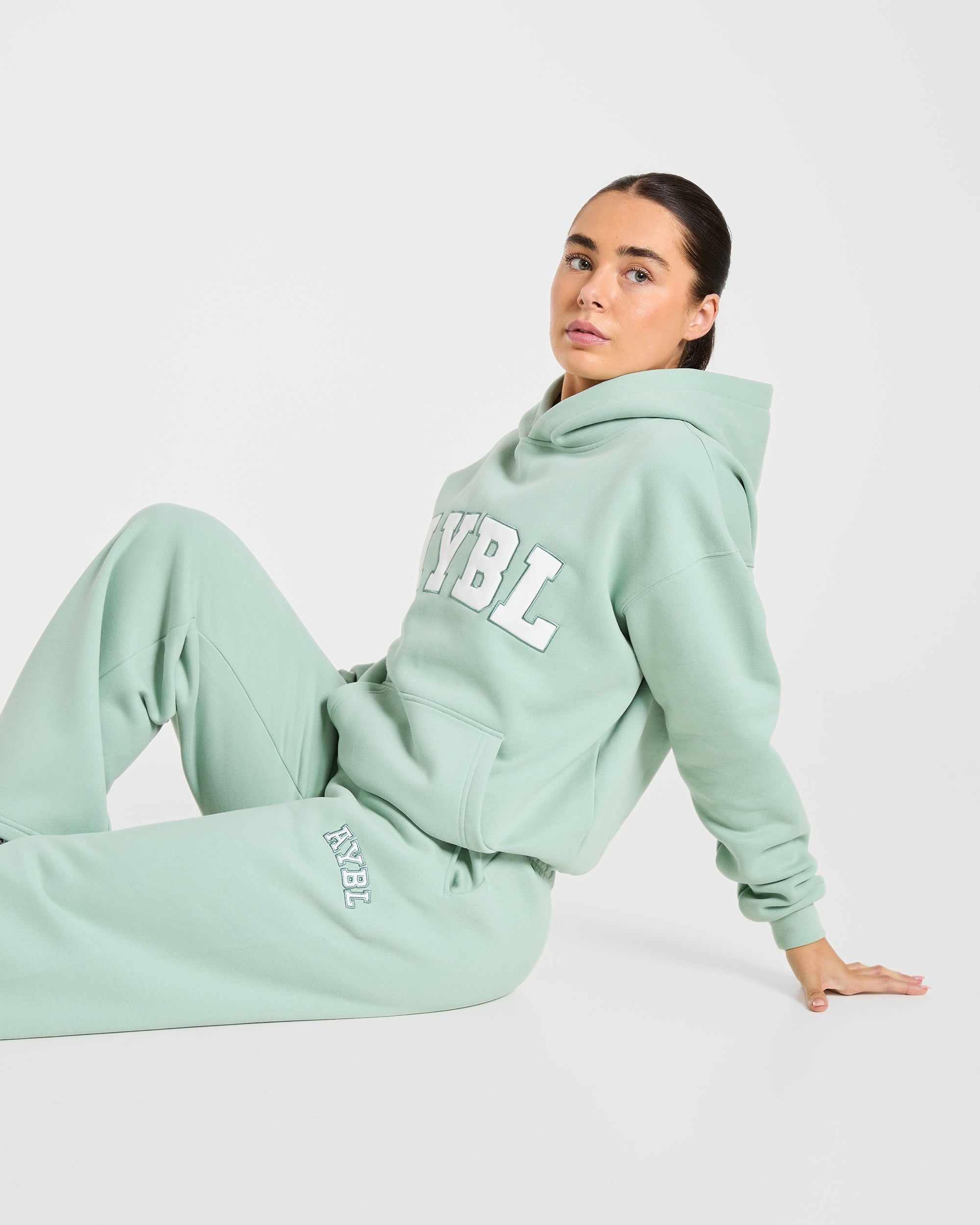 Varsity 2.0 Oversized Joggers - Sage Groen