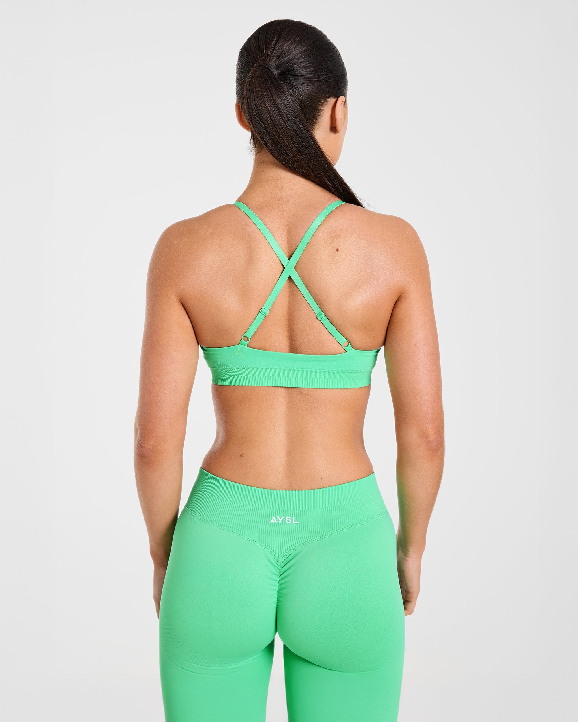 Enhance Seamless Sports Bra - Mint Groen
