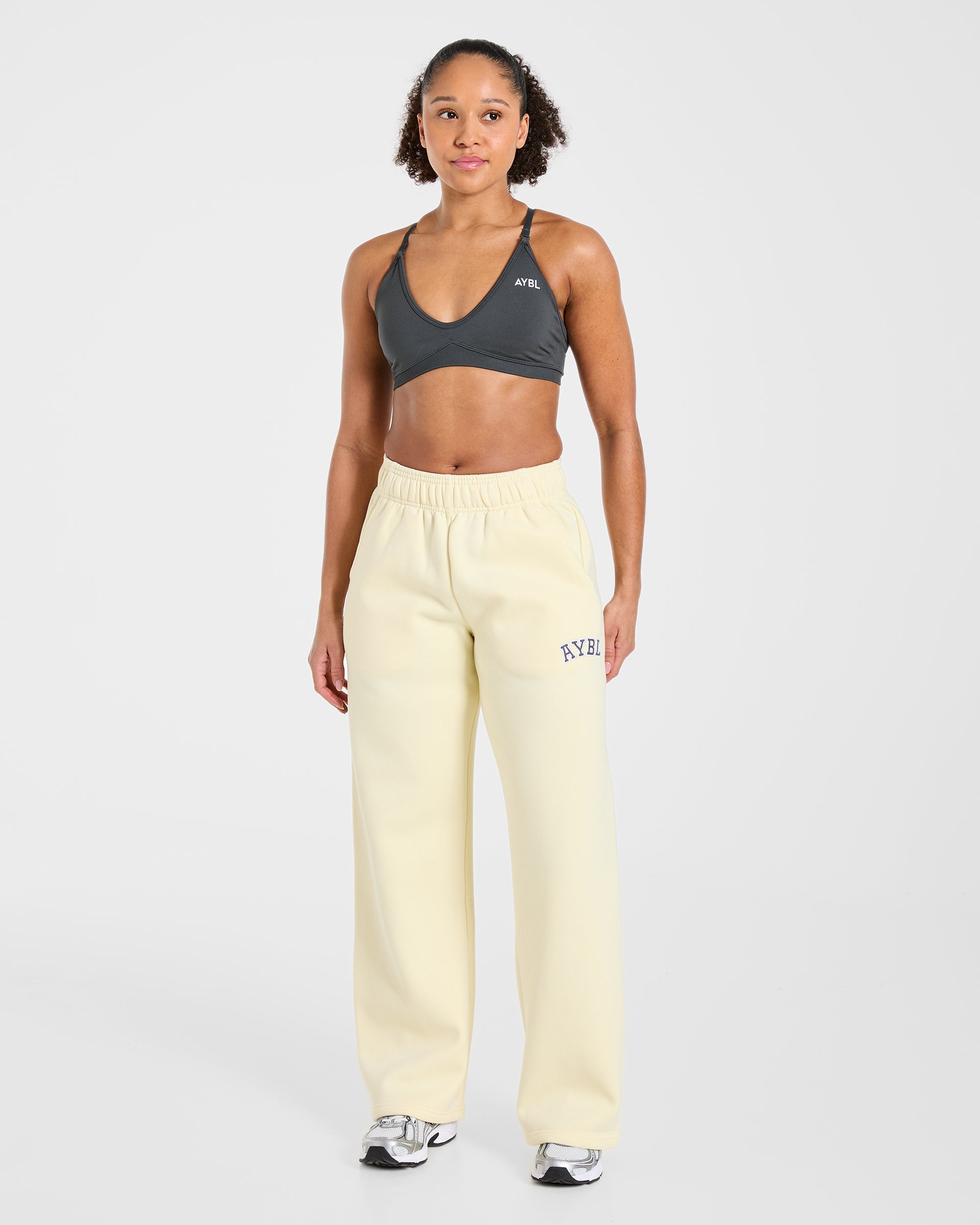 Varsity 2.0 Oversized Straight Leg Joggers - Butter Geel