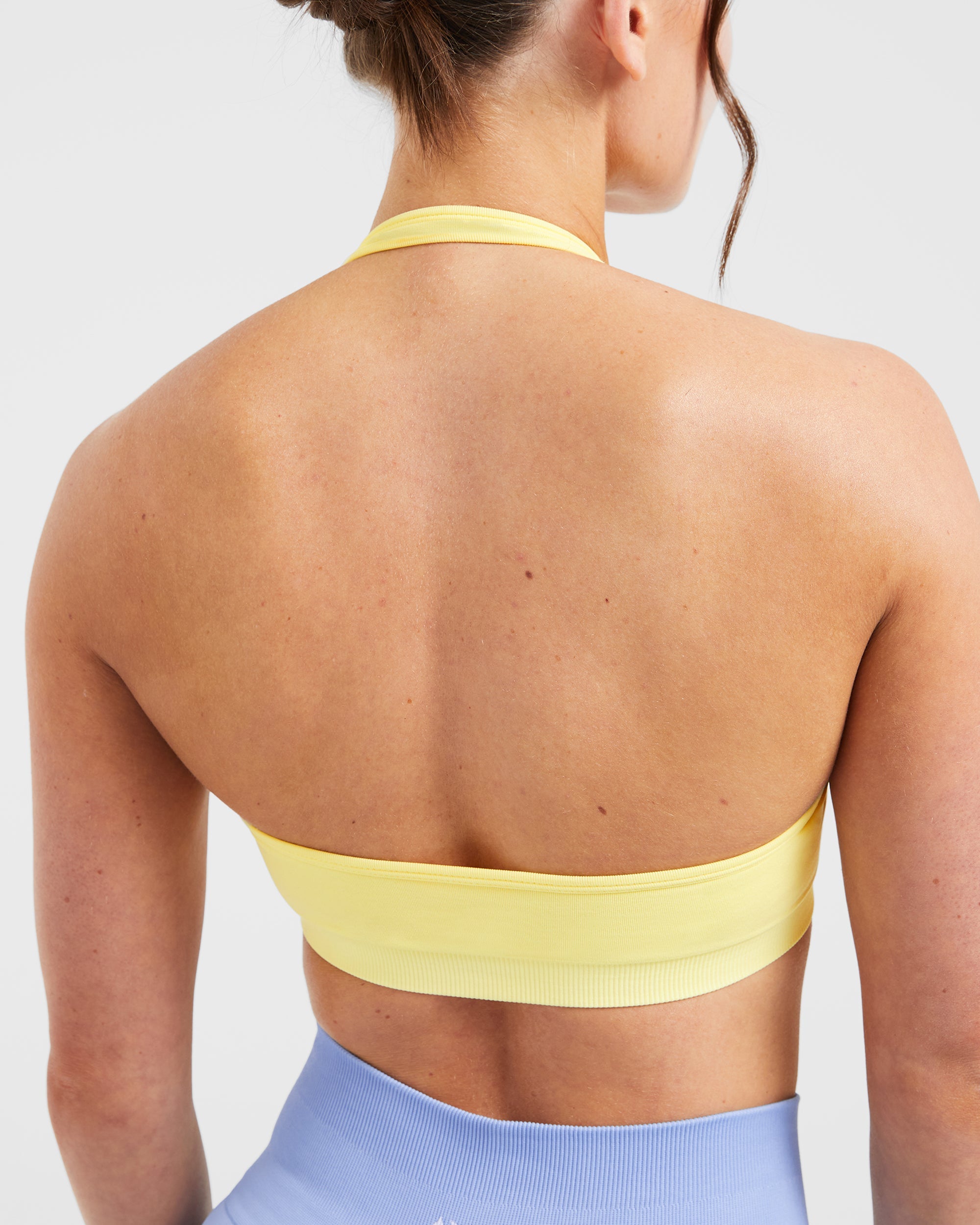 Essential Seamless Halterneck Sports Bra - Geel