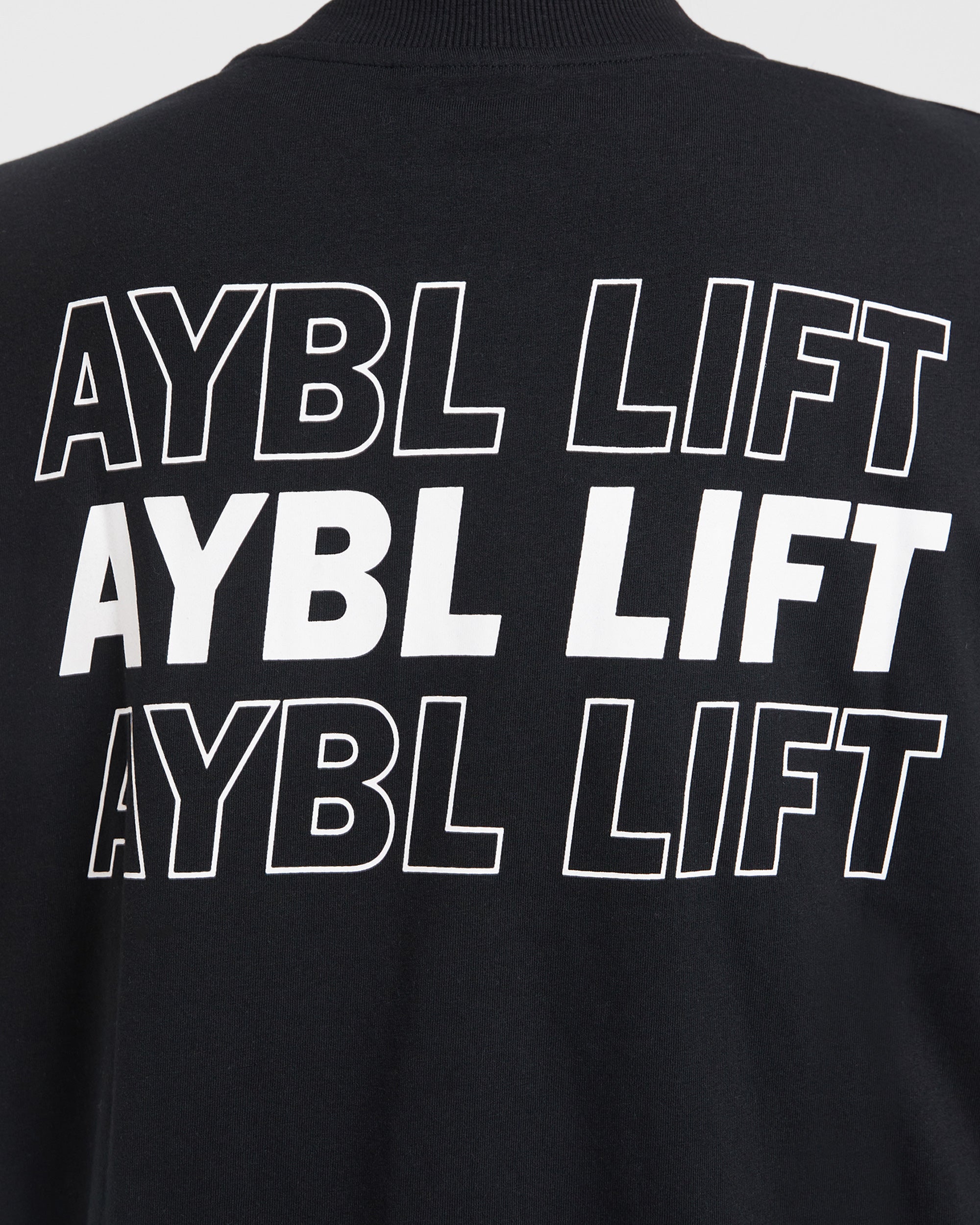 AYBL Lift Italic Oversized T Shirt - Zwart