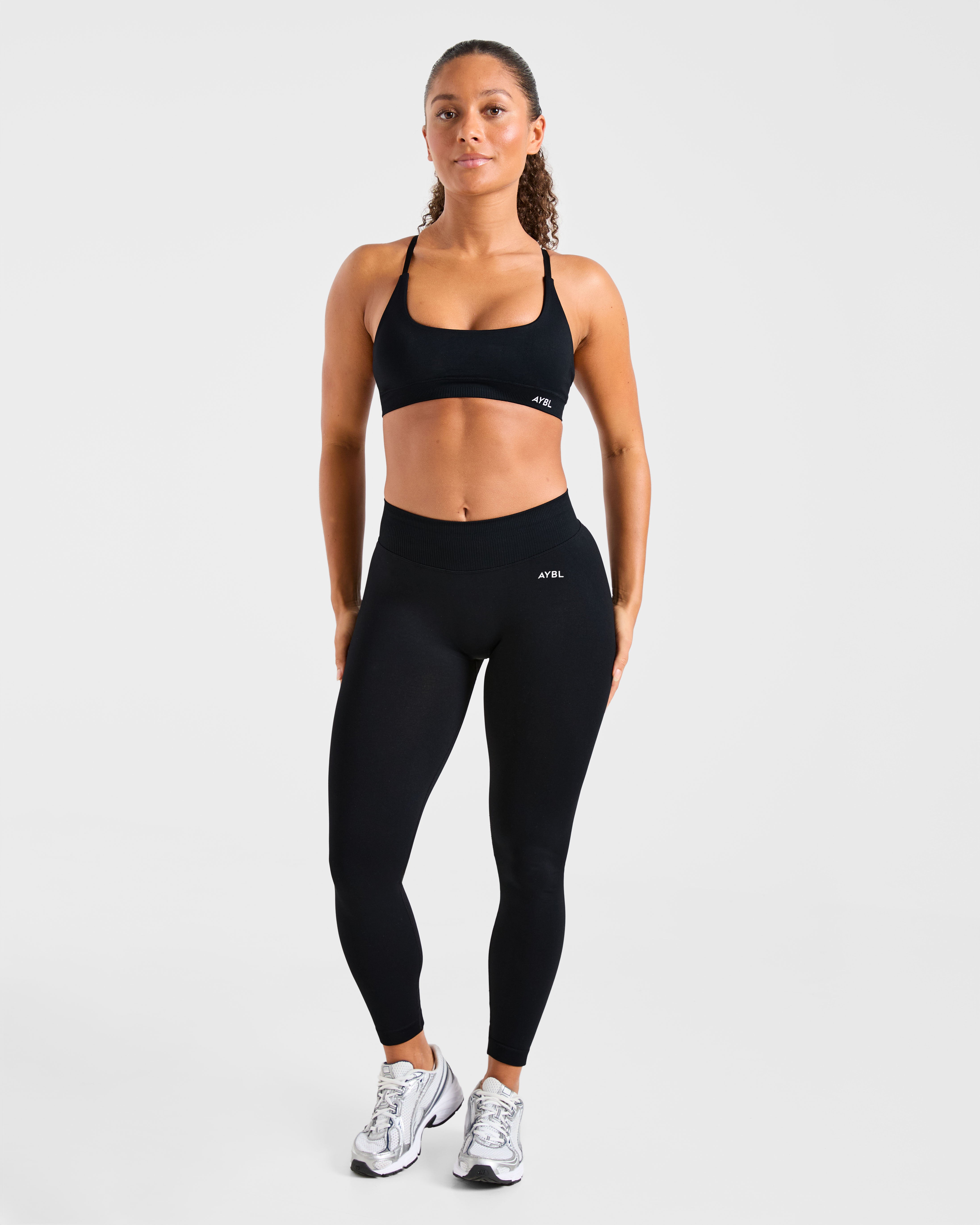 Enhance Seamless Sports Bra - Zwart