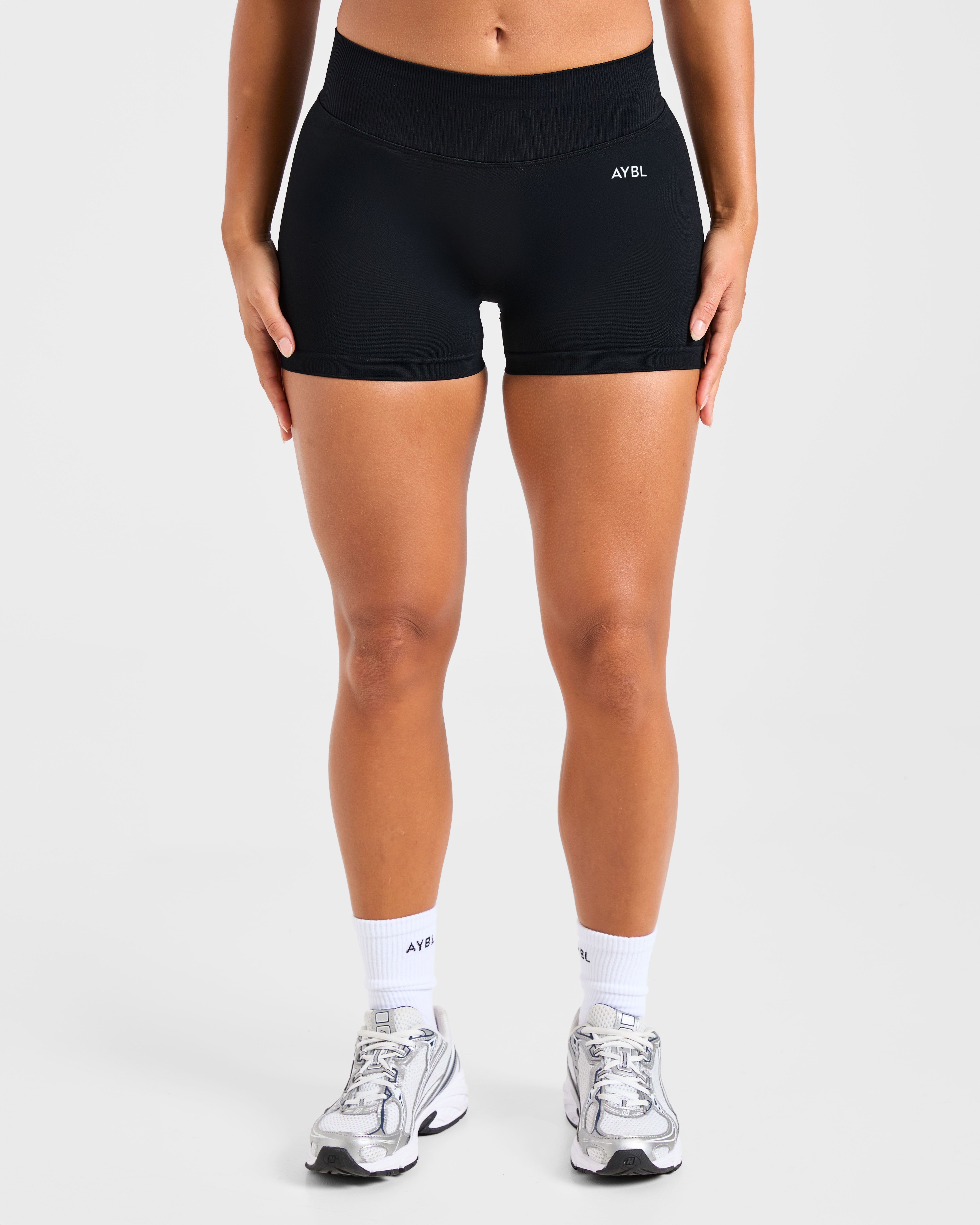 Enhance Seamless Shorts - Zwart