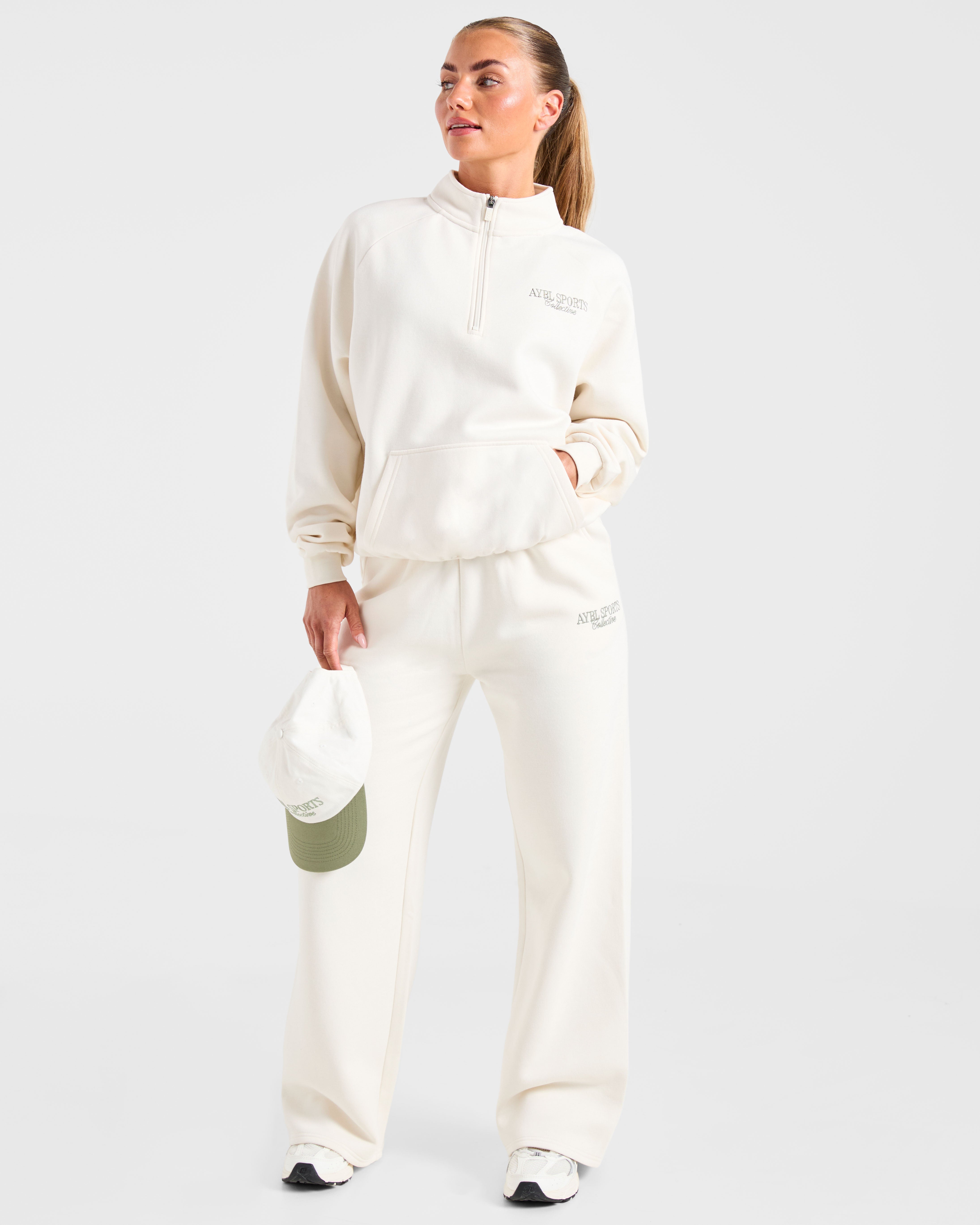 Sports Collective Oversized Straight Leg Joggers - Off Wit/Groen