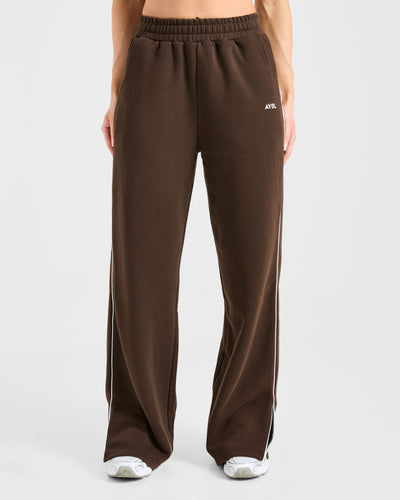 Form Straight Leg Joggers - Coffee Bean
