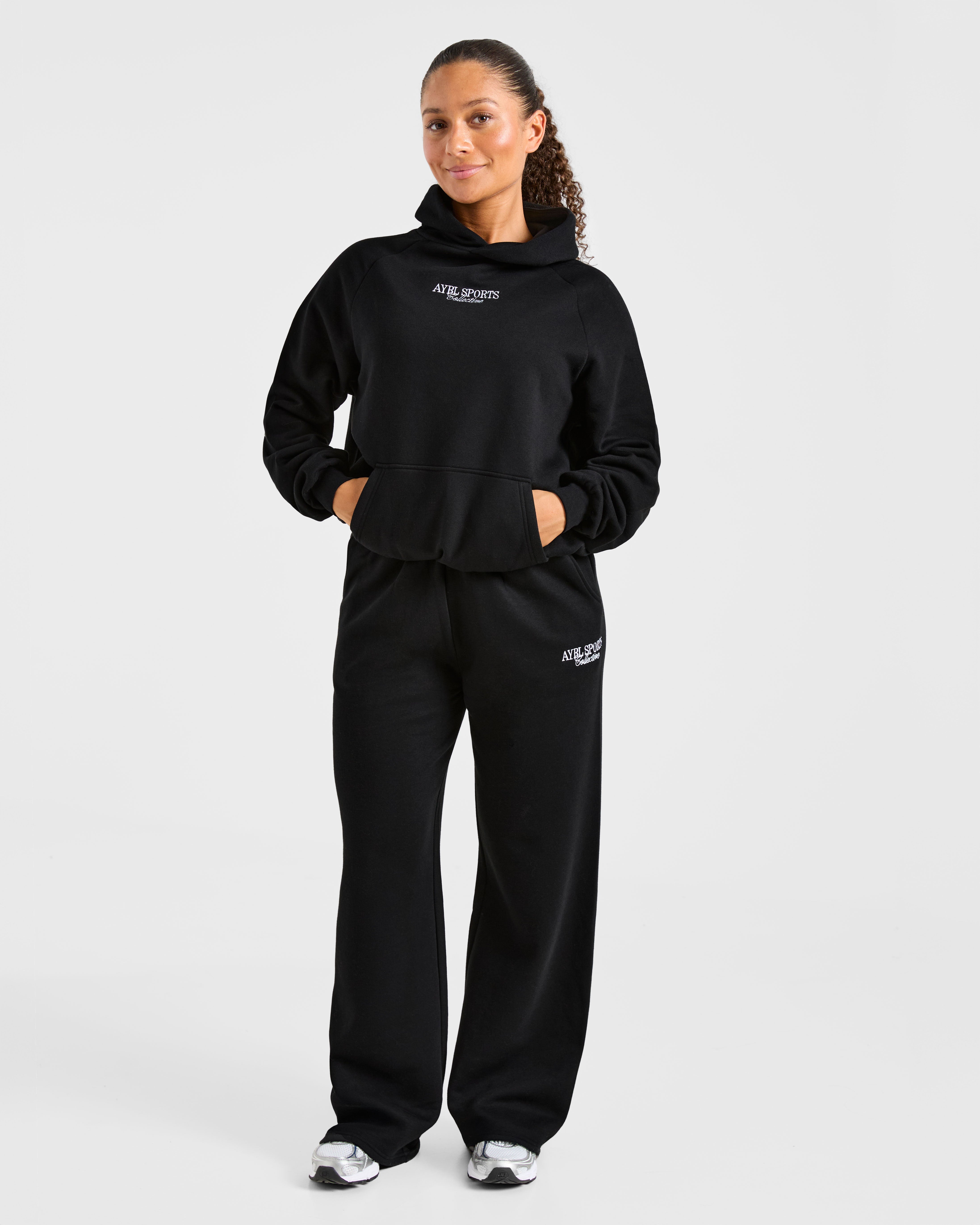 Sports Collective Oversized Straight Leg Joggers - Zwart
