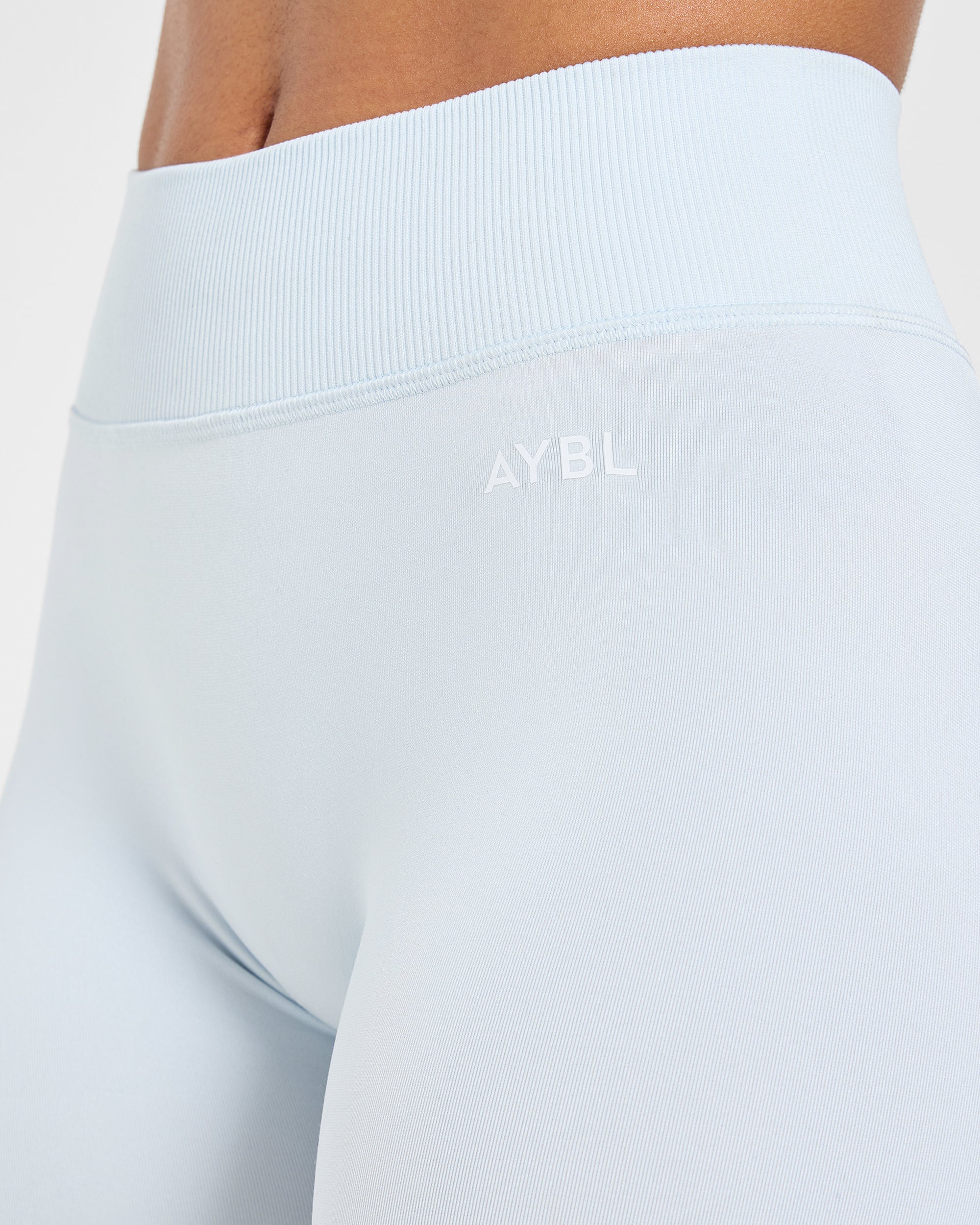 Adapt Seamless Shorts | 4.5" - Iced Blauw