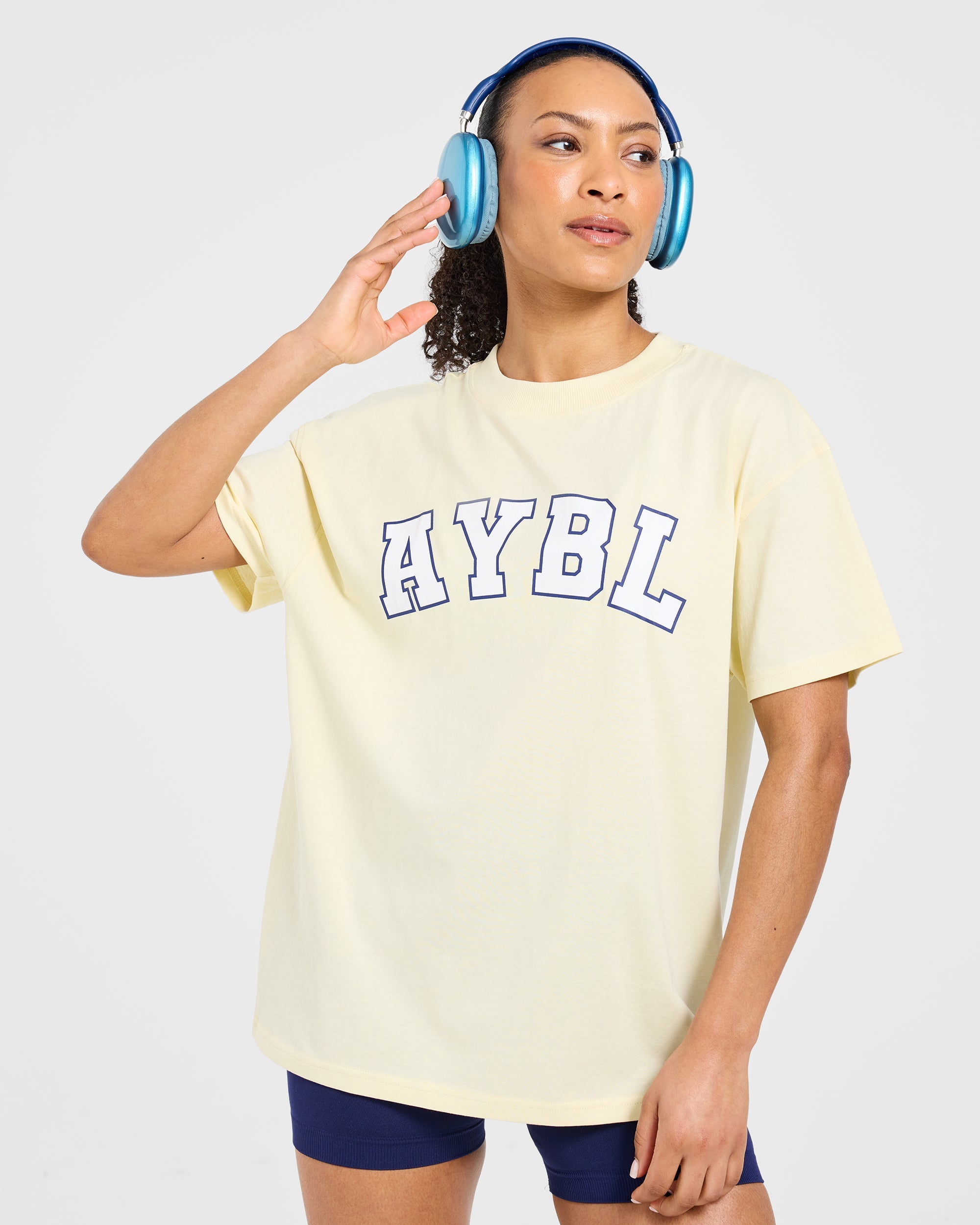 Varsity 2.0 Oversized T Shirt - Butter Geel