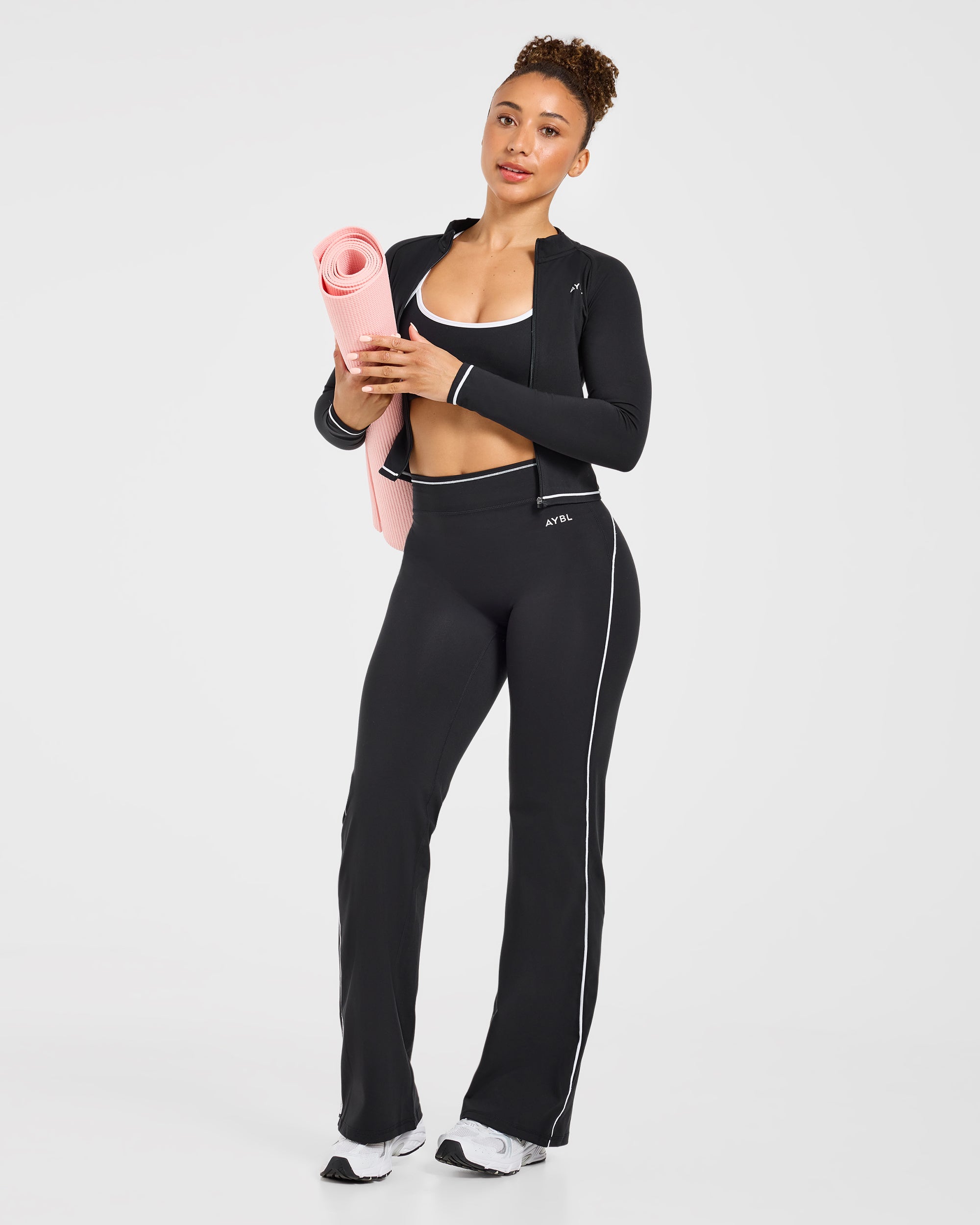 Form Flared Leggings - Zwart
