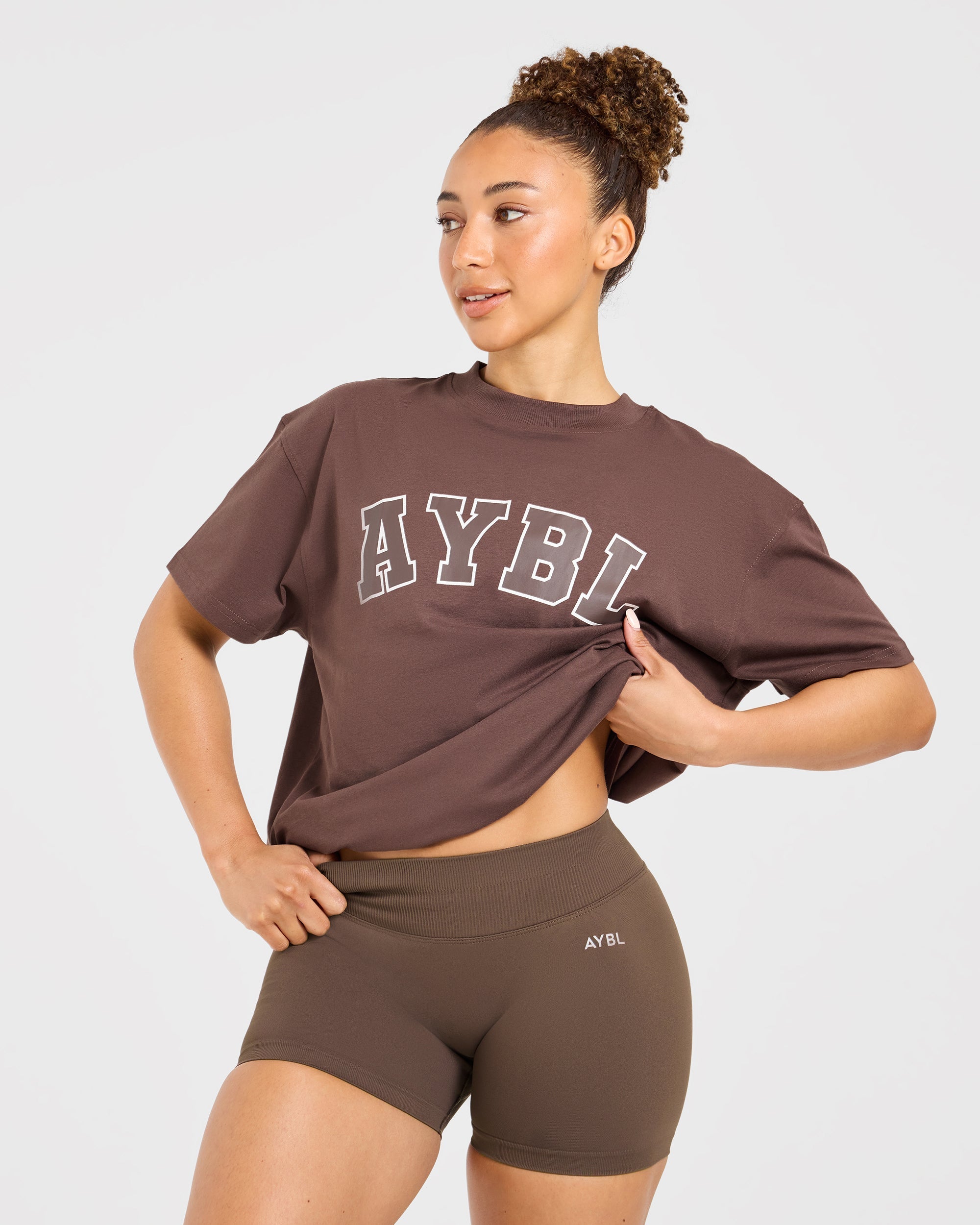 Varsity 2.0 Oversized T Shirt - Bruin