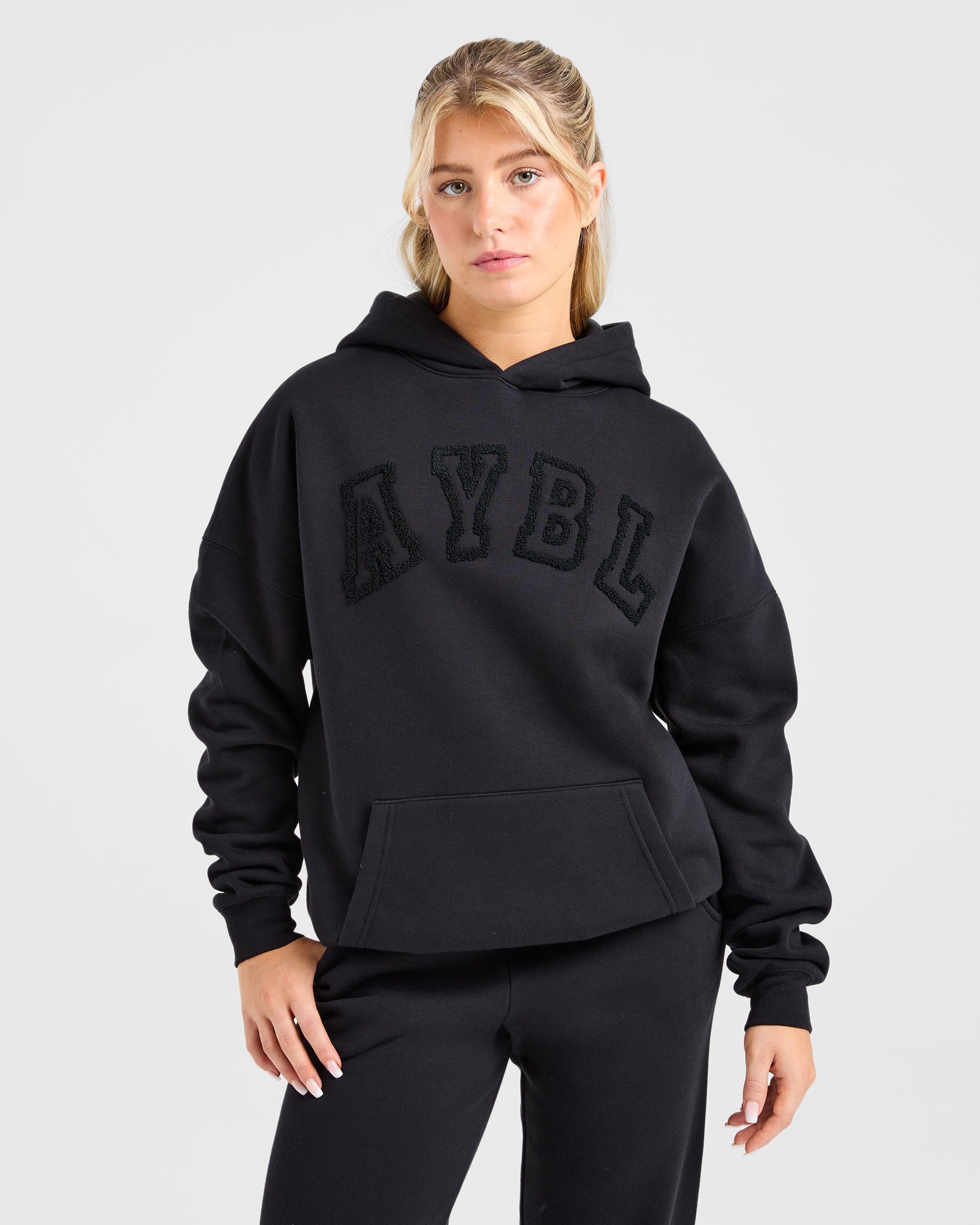 Varsity Oversized Outline Hoodie - Zwart