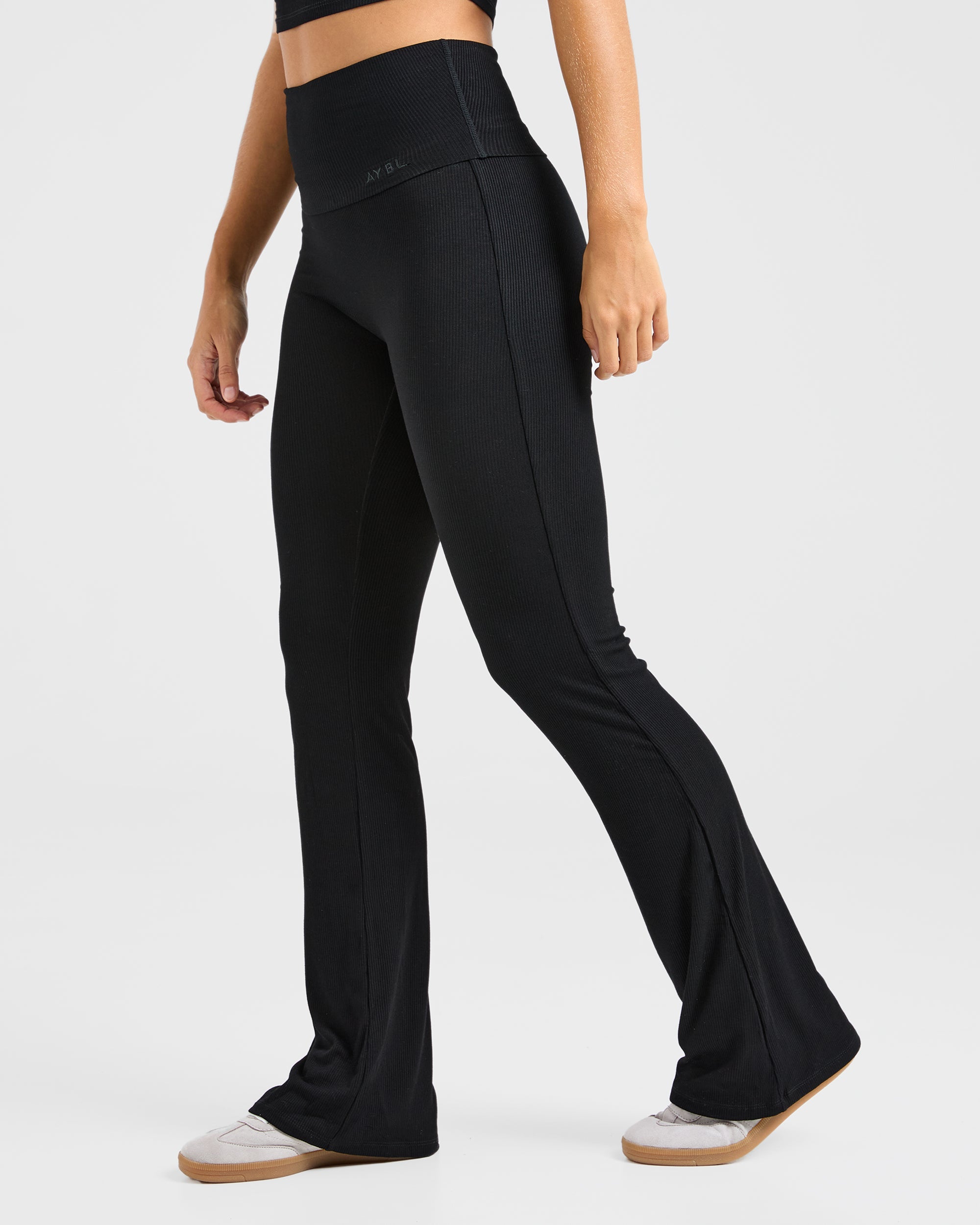 Lounge Ribbed Foldover Flared Leggings - Zwart