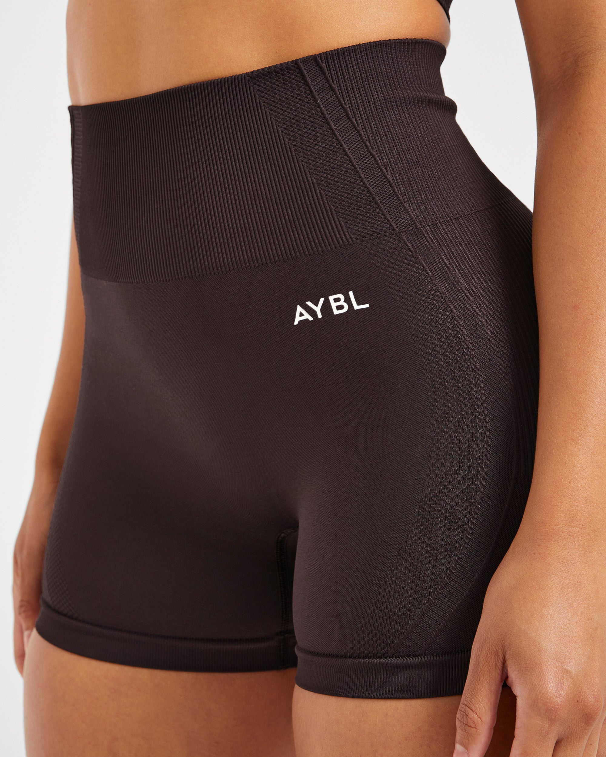 Balance V3 Seamless Shorts - Dark Bruin