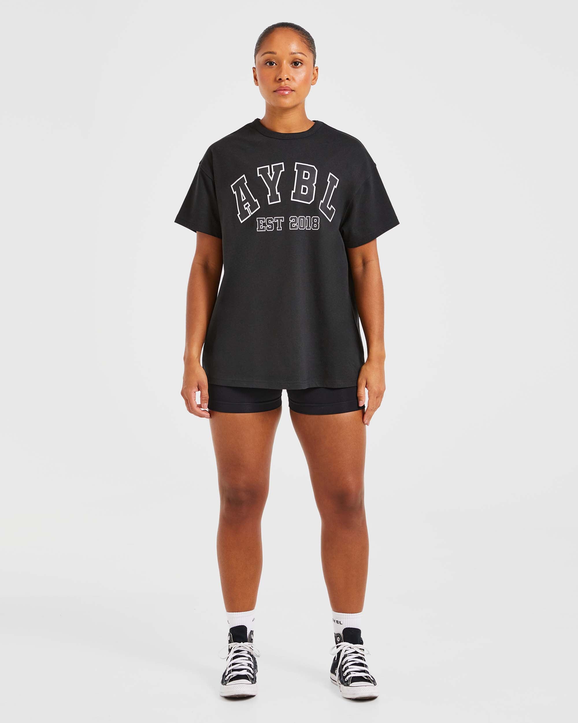 Varsity Oversized T Shirt - Zwart