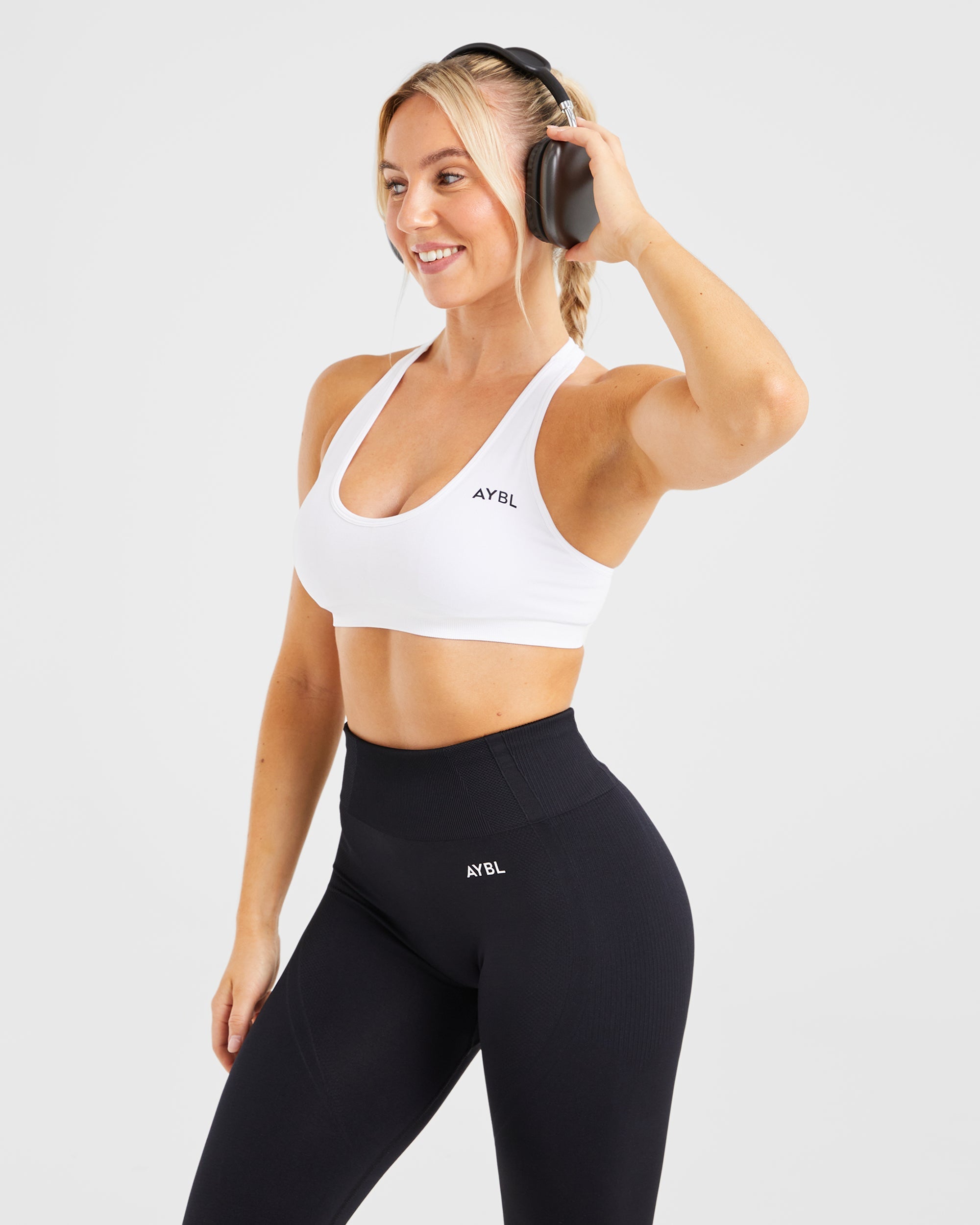 Essential Seamless Racer Back Sports Bra - Wit