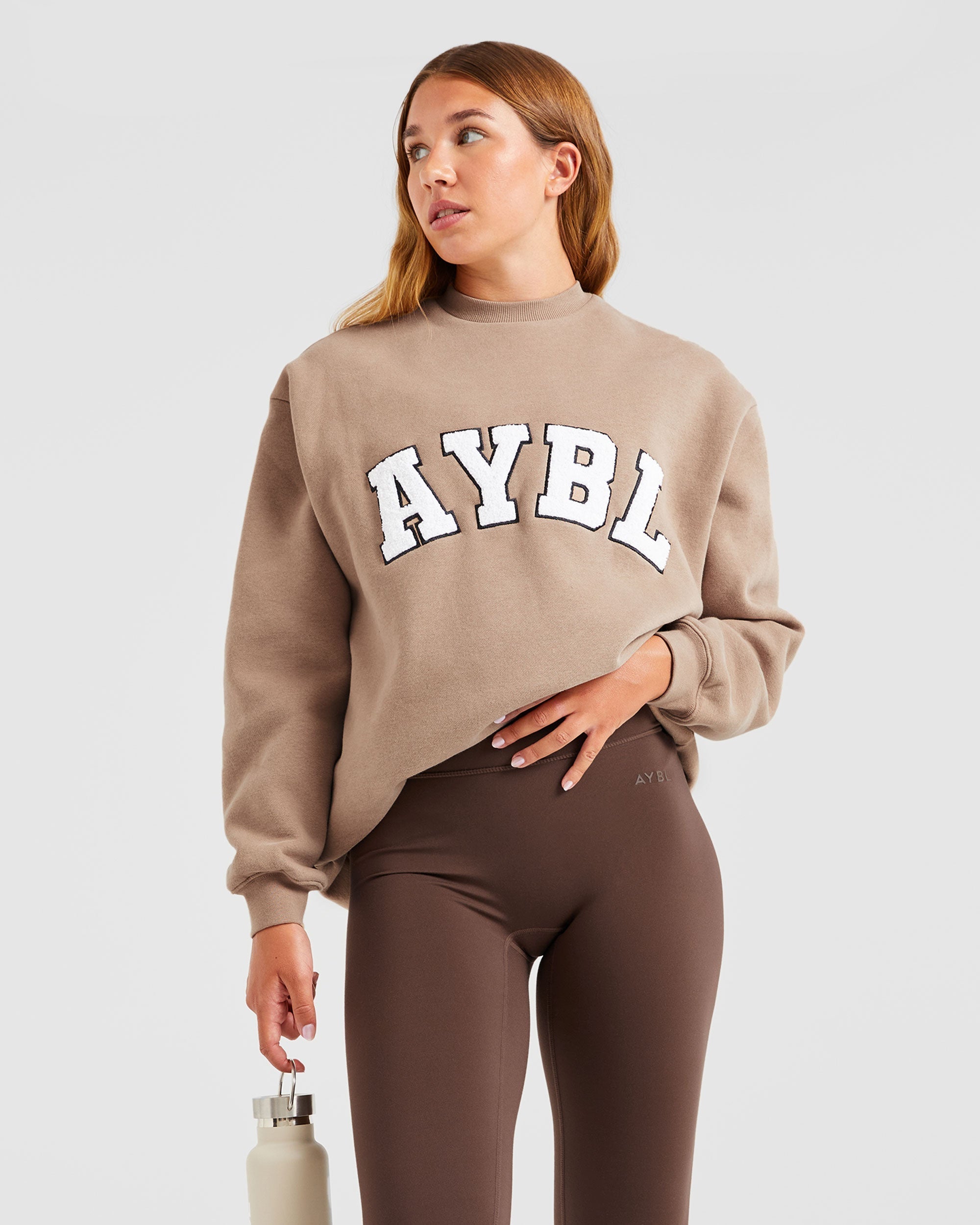 Varsity Oversized Sweatshirt - Latte Bruin