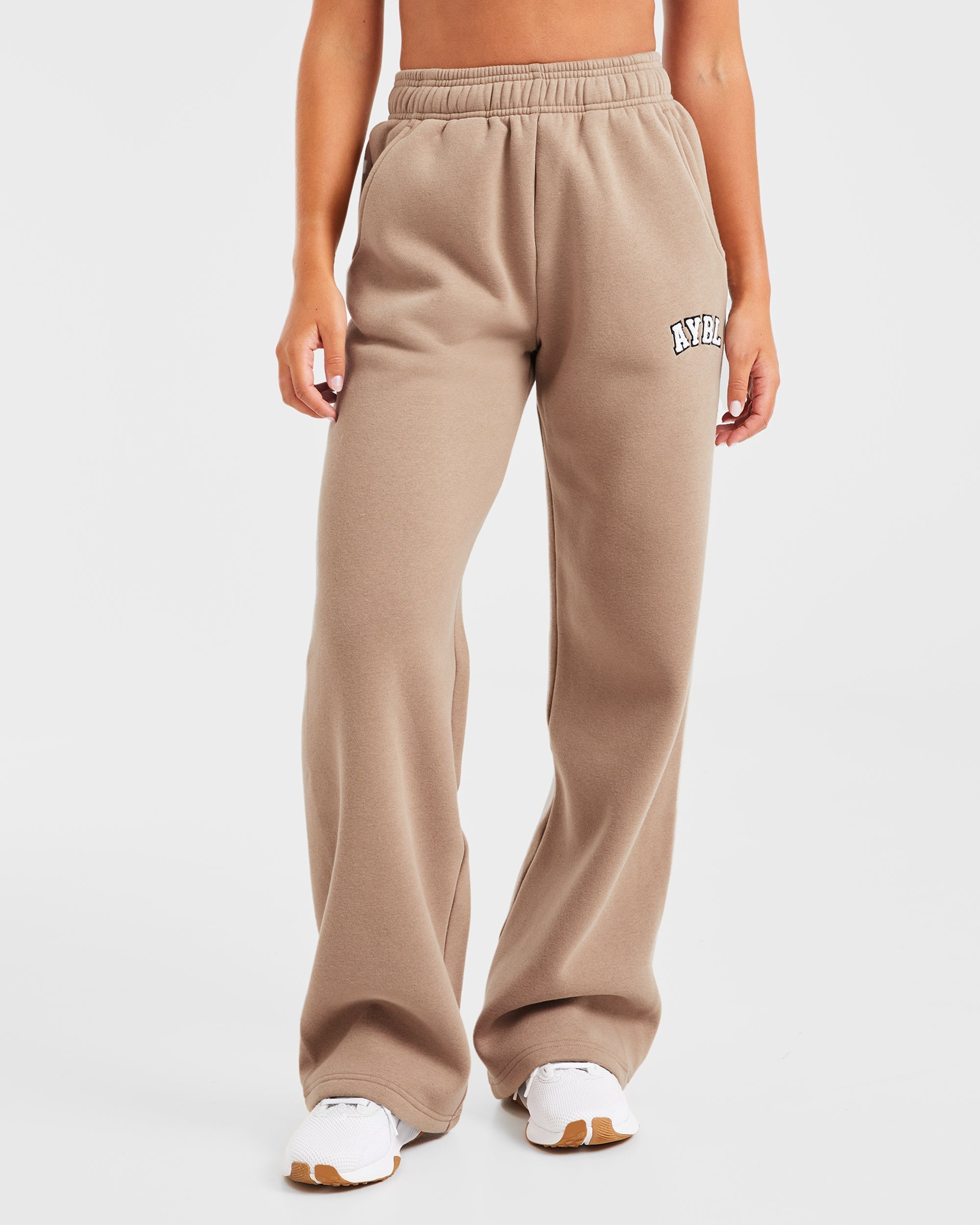 Varsity Oversized Straight Leg Joggers - Latte Bruin