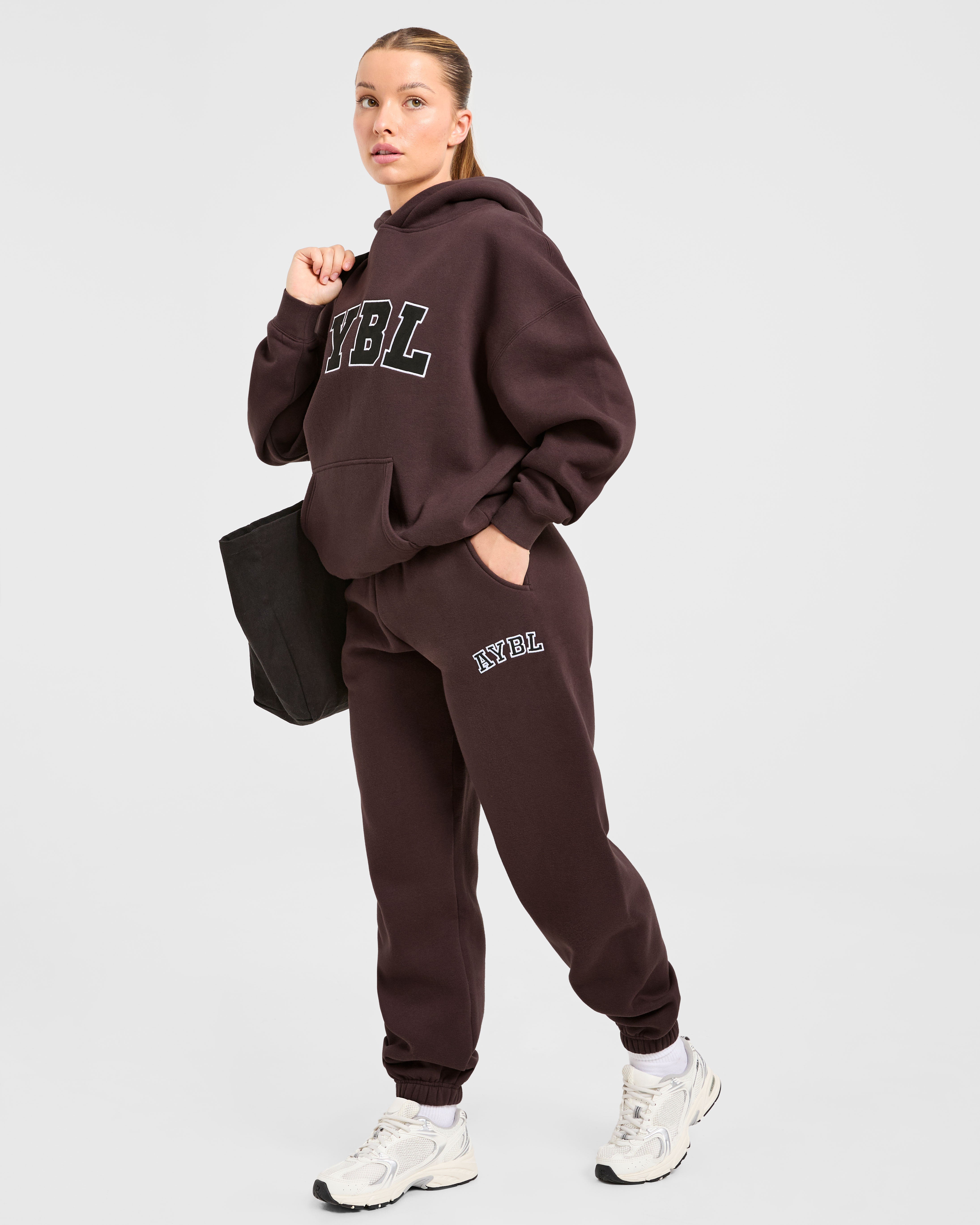 Varsity 2.0 Oversized Joggers - Cocoa Bruin