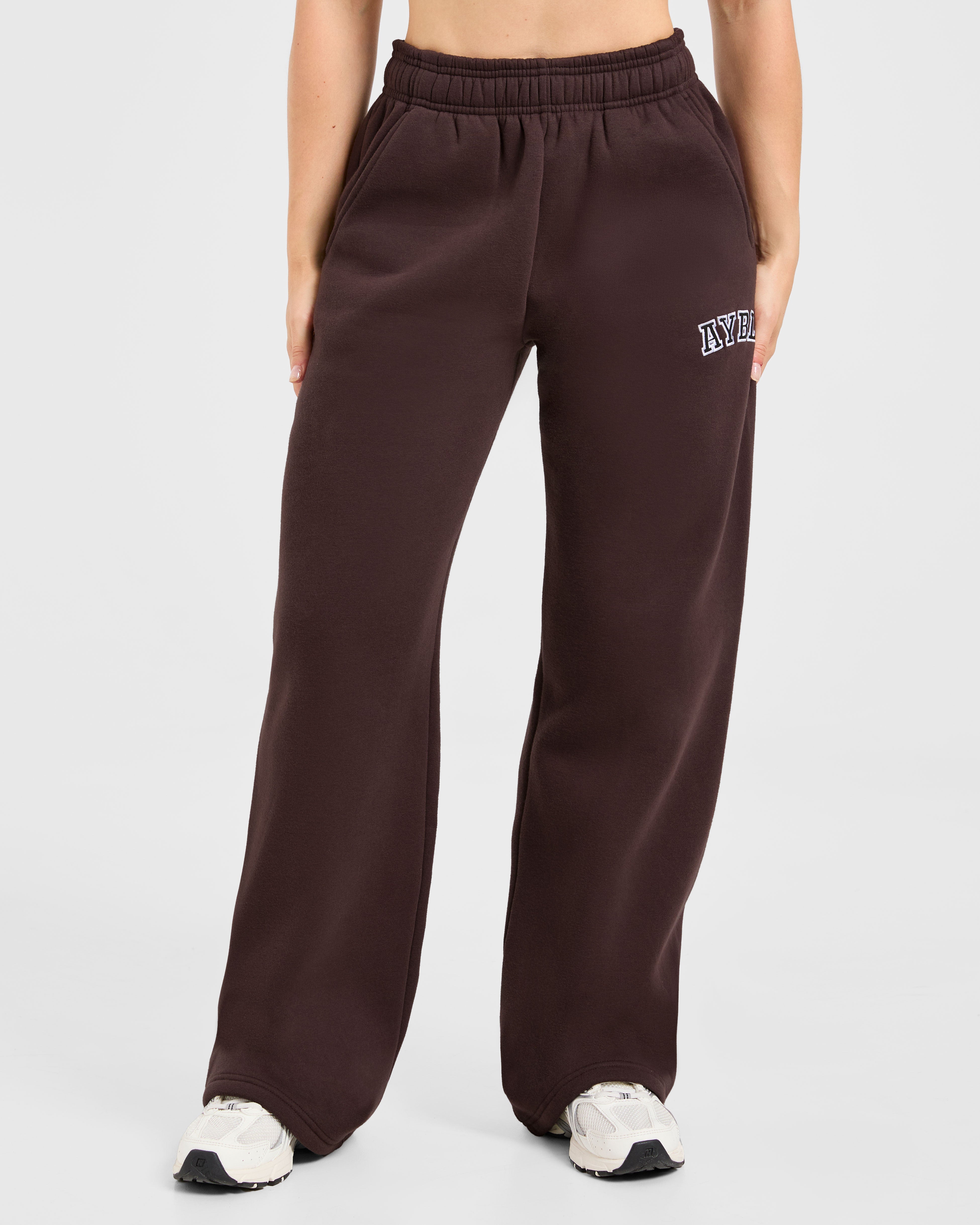 Varsity 2.0 Oversized Straight Leg Joggers - Cocoa Bruin