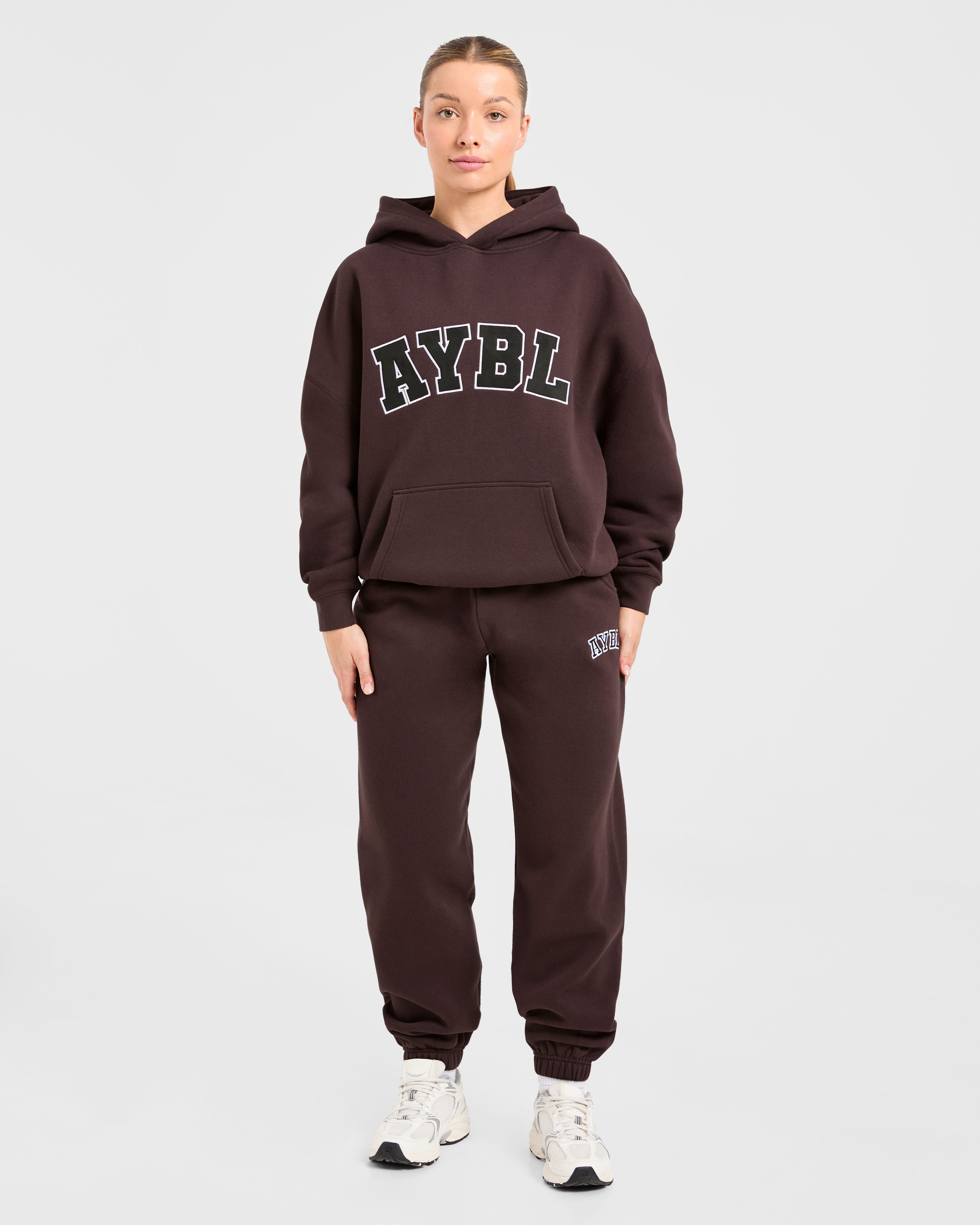 Varsity 2.0 Oversized Joggers - Cocoa Bruin
