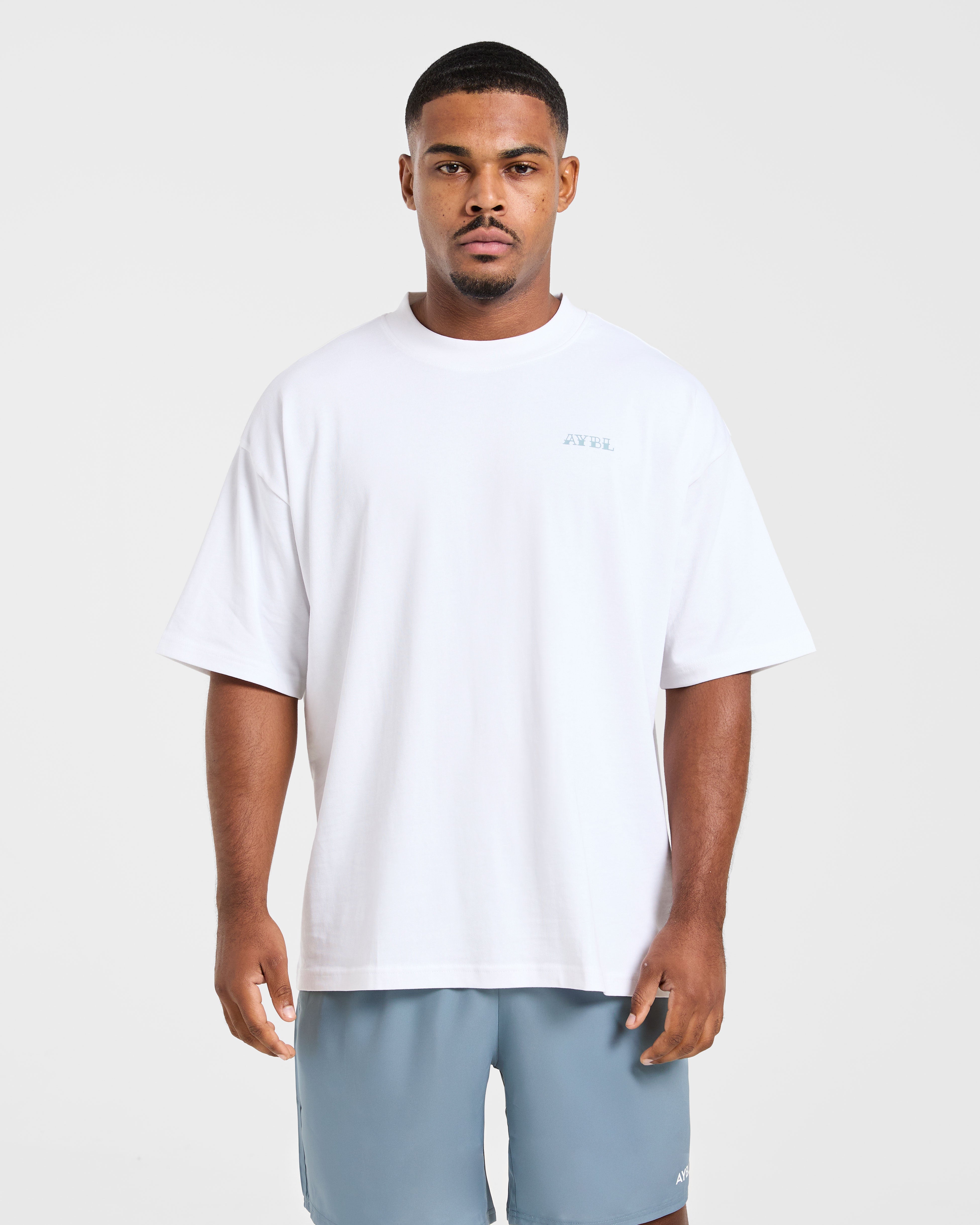 AYBL Strength Club Oversized T Shirt - Wit/Blauw