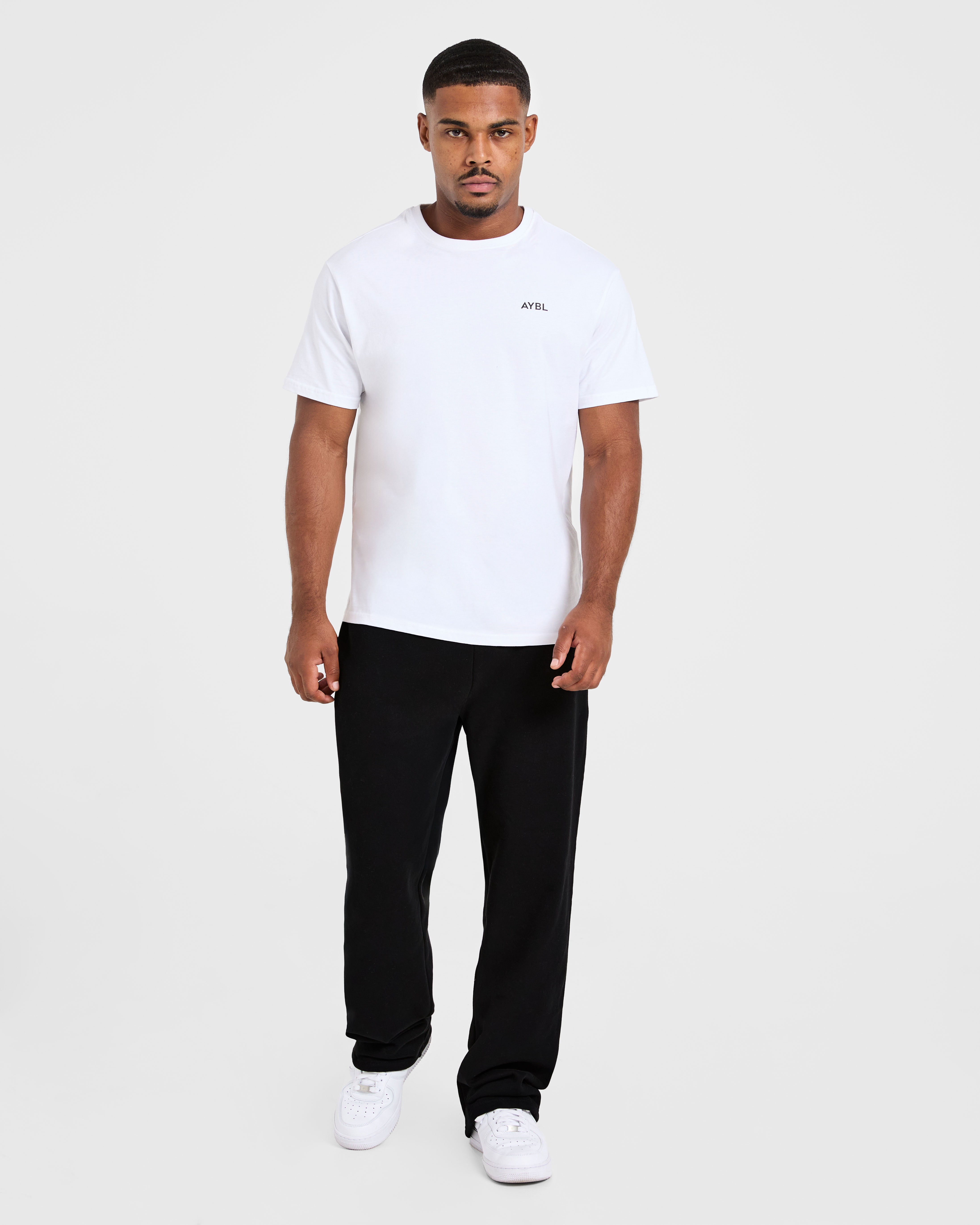 Essential Oversized Straight Leg Joggers - Zwart