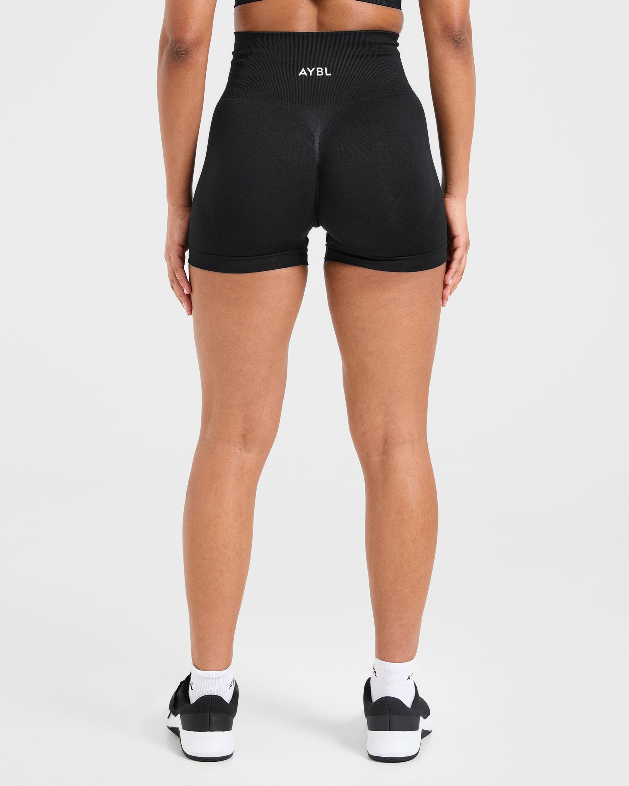 Empower Seamless Shorts - Zwart