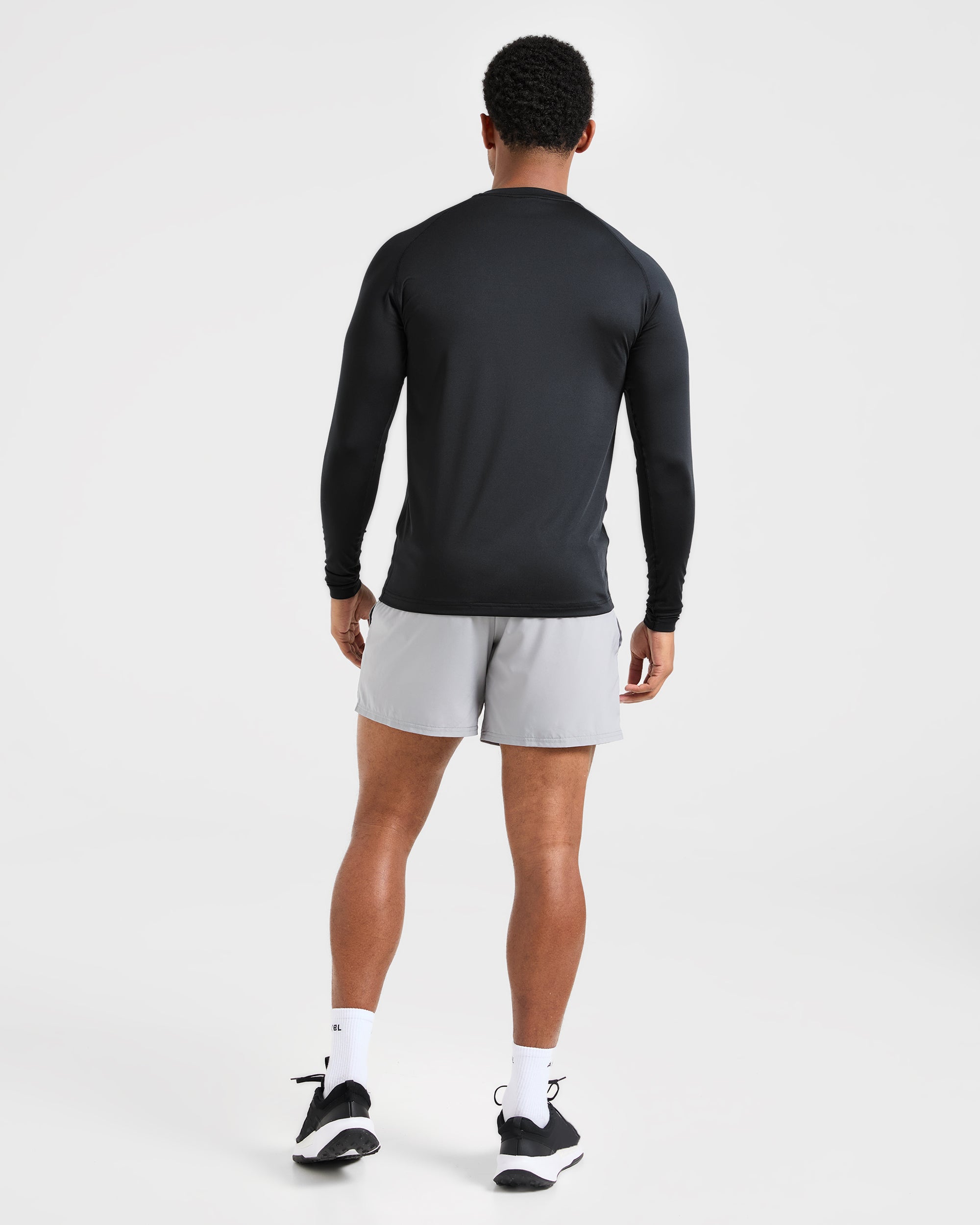 Essential Long Sleeve T Shirt - Zwart