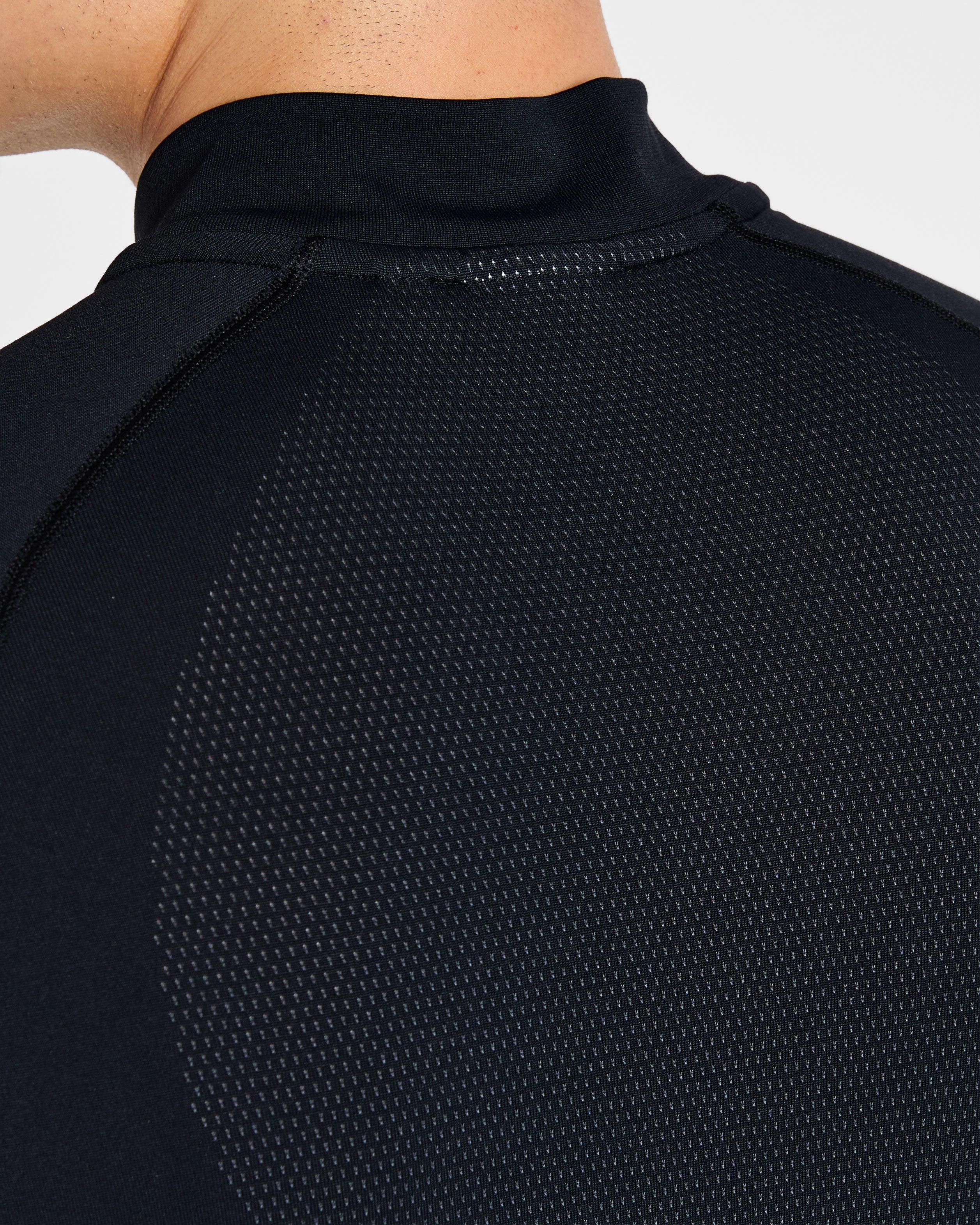 Attain Seamless 1/2 Zip Pullover - Zwart