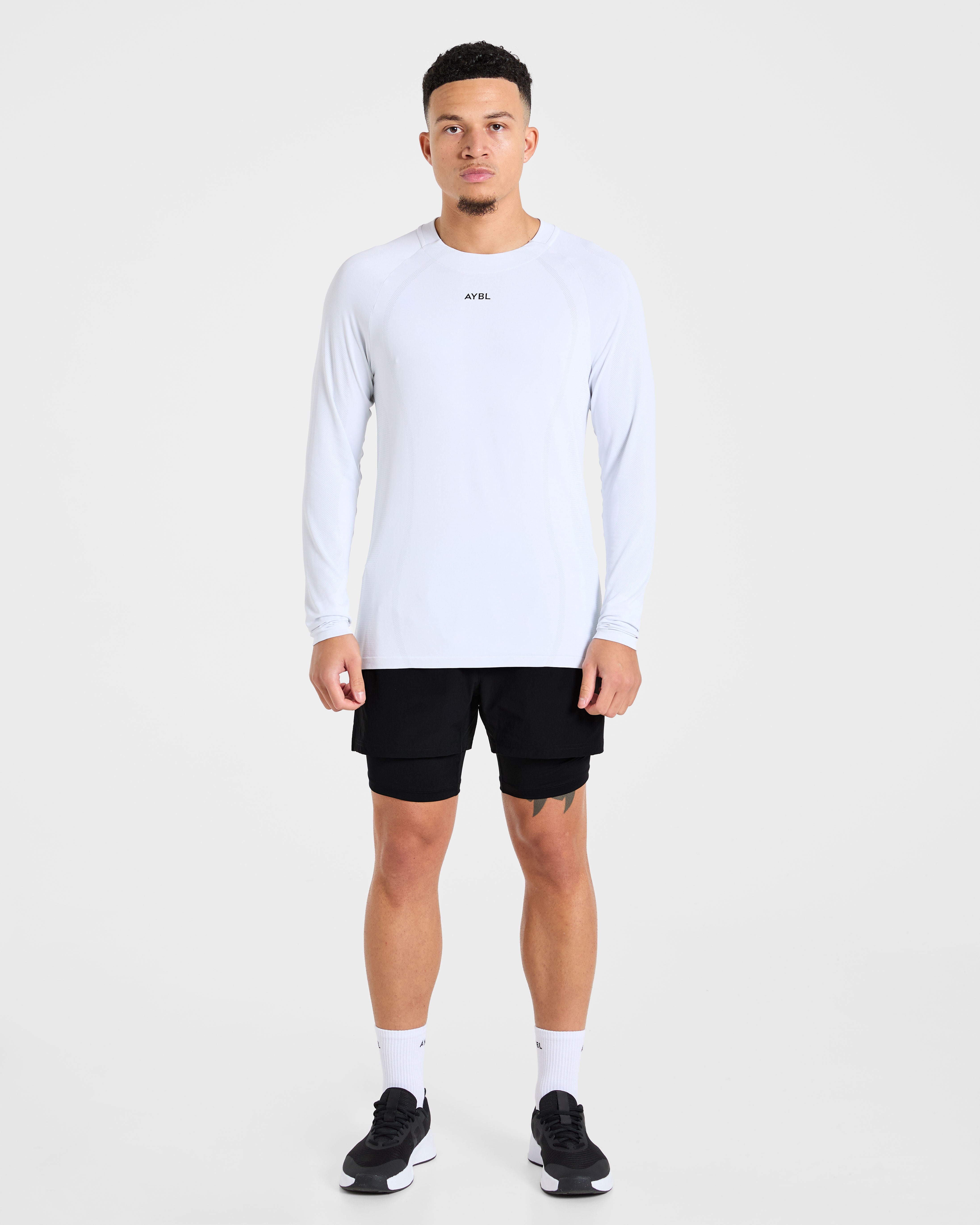 Attain Seamless Long Sleeve T Shirt - Storm Wit