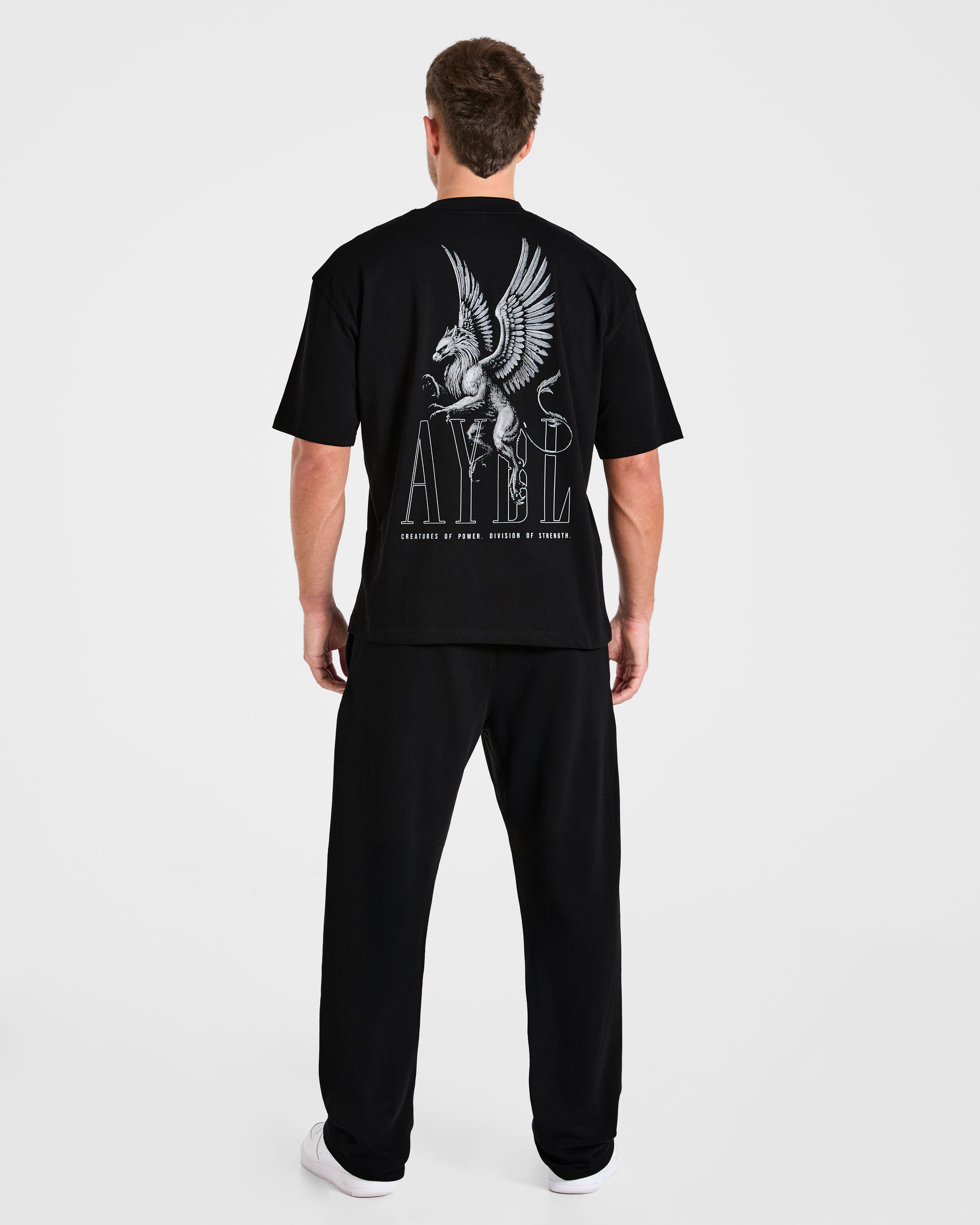 Creatures Of Power Oversized T Shirt - Zwart