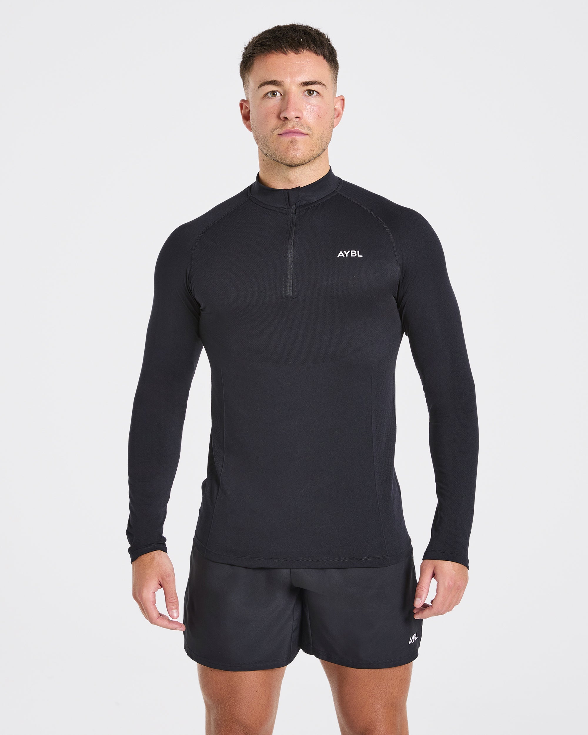 Essential Seamless 1/4 Zip Pullover - Zwart
