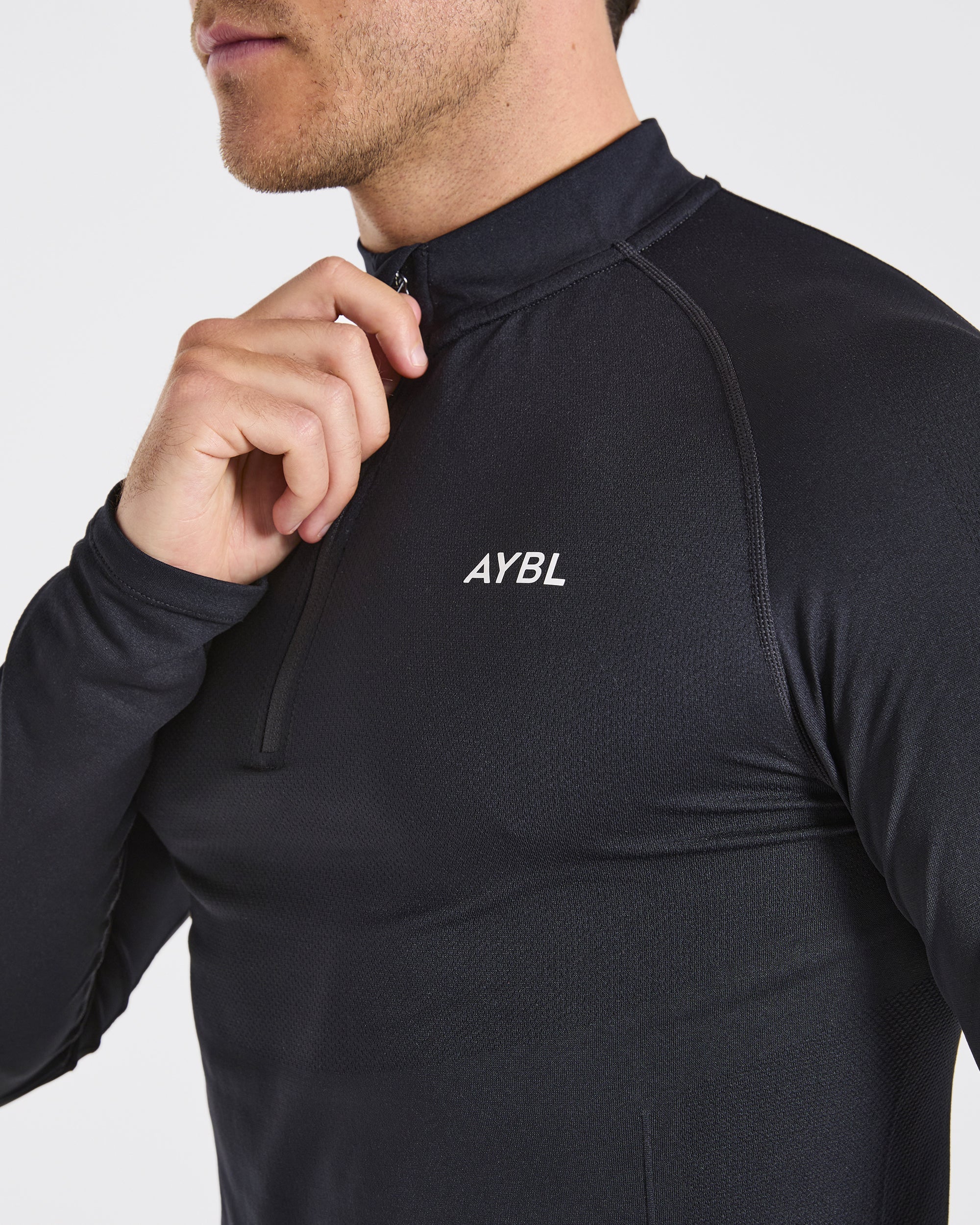 Essential Seamless 1/4 Zip Pullover - Zwart