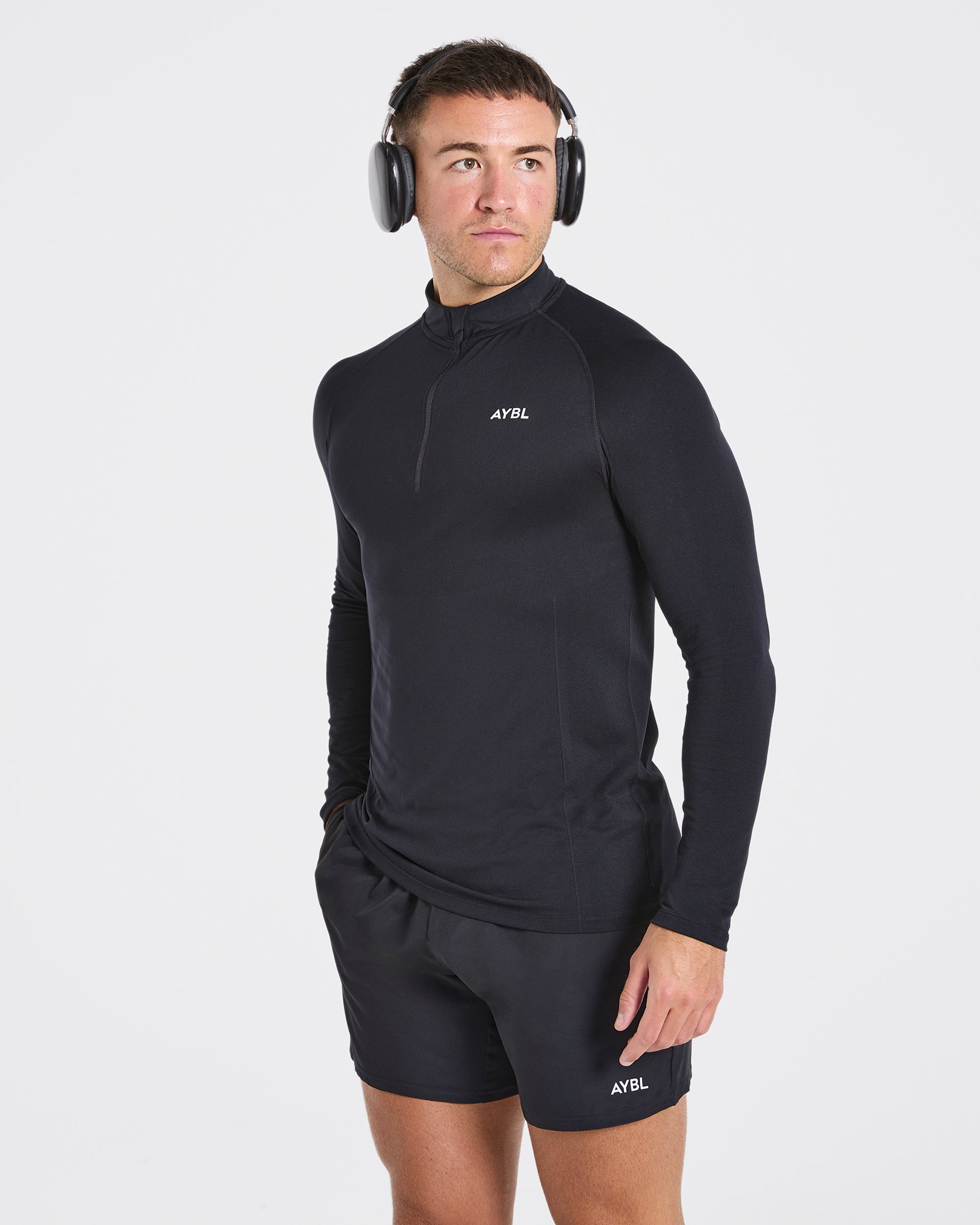 Essential Seamless 1/4 Zip Pullover - Zwart