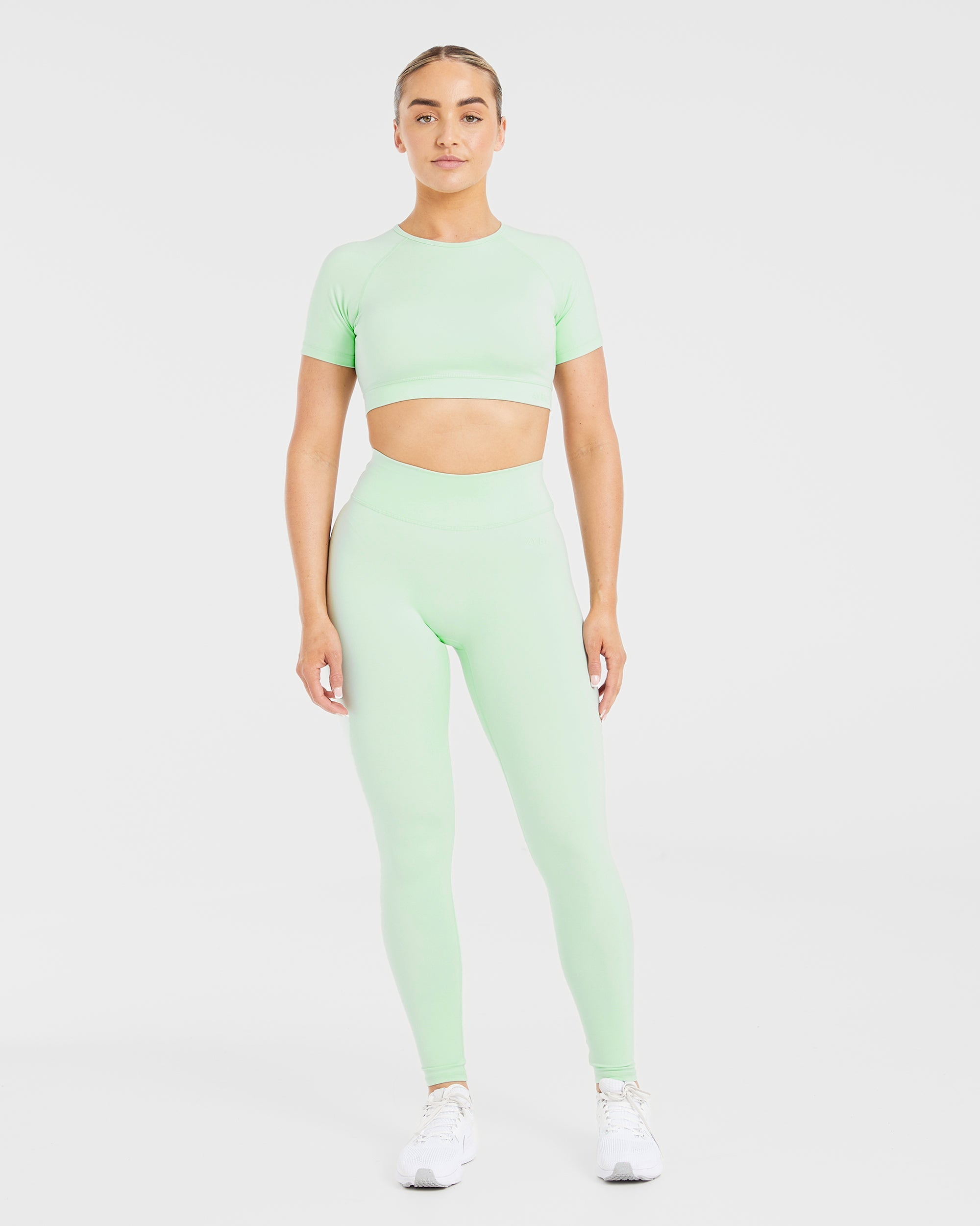 Staple Crop Top - Mint Groen