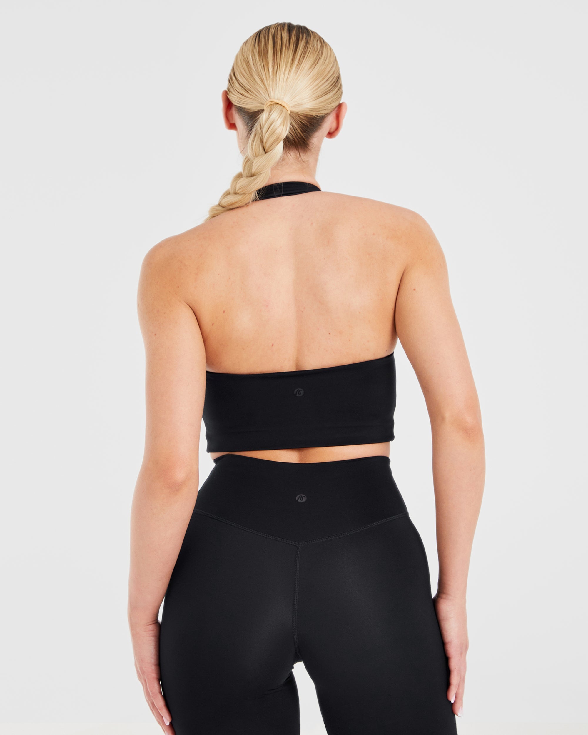 Staple Halterneck Crop Top - Zwart