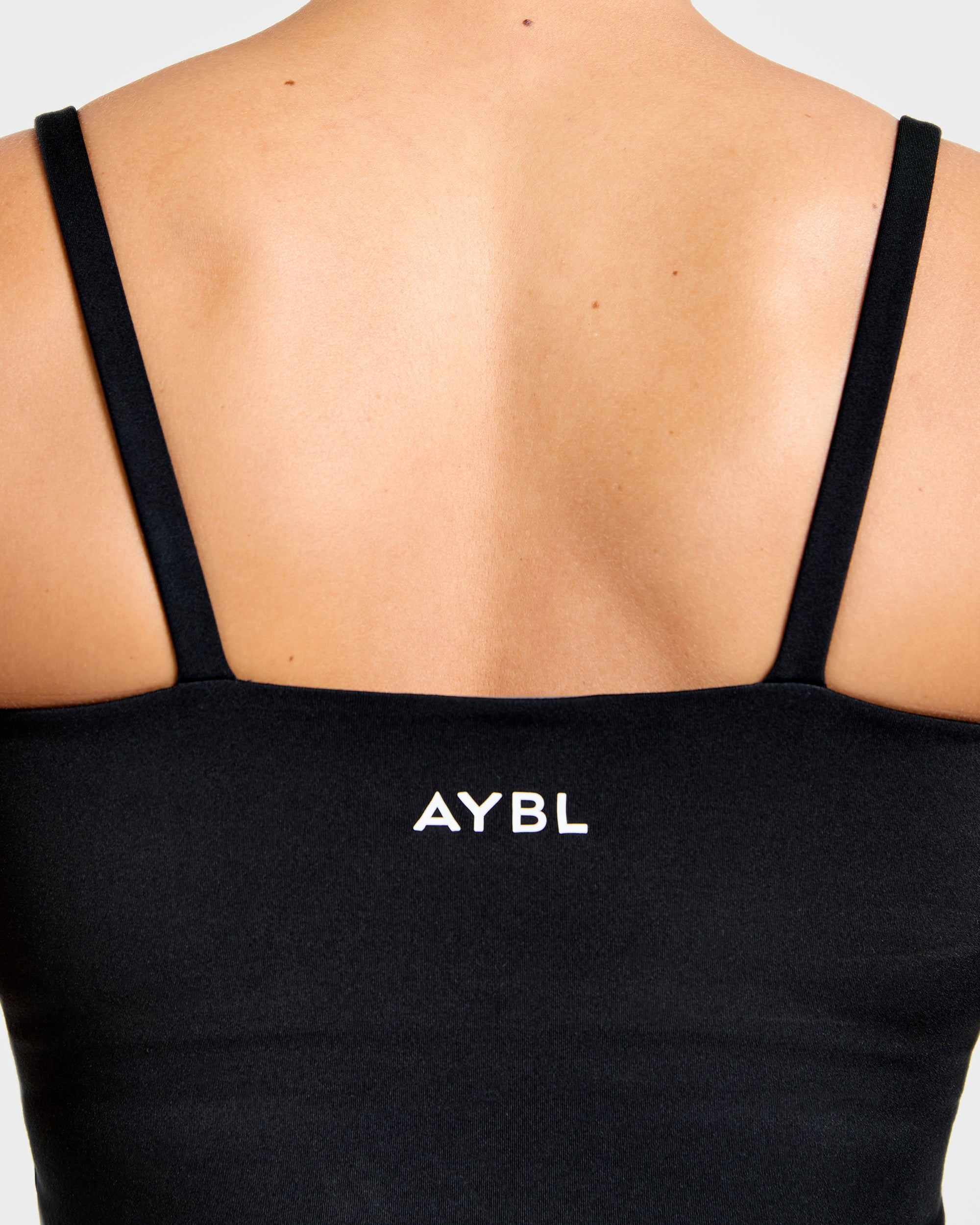 Essential Strappy Tank Top - Zwart