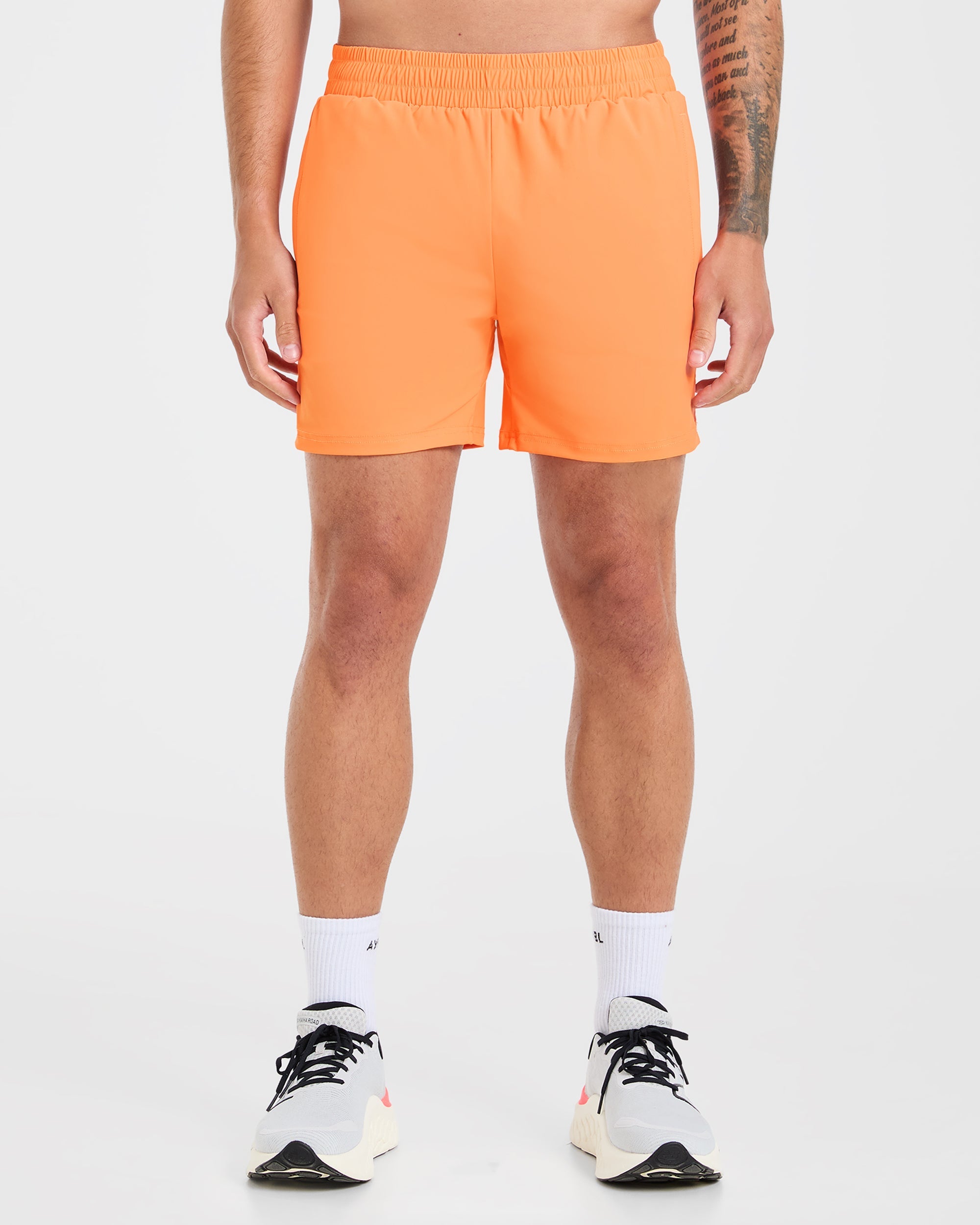 Run 5" Shorts - Bright Oranje