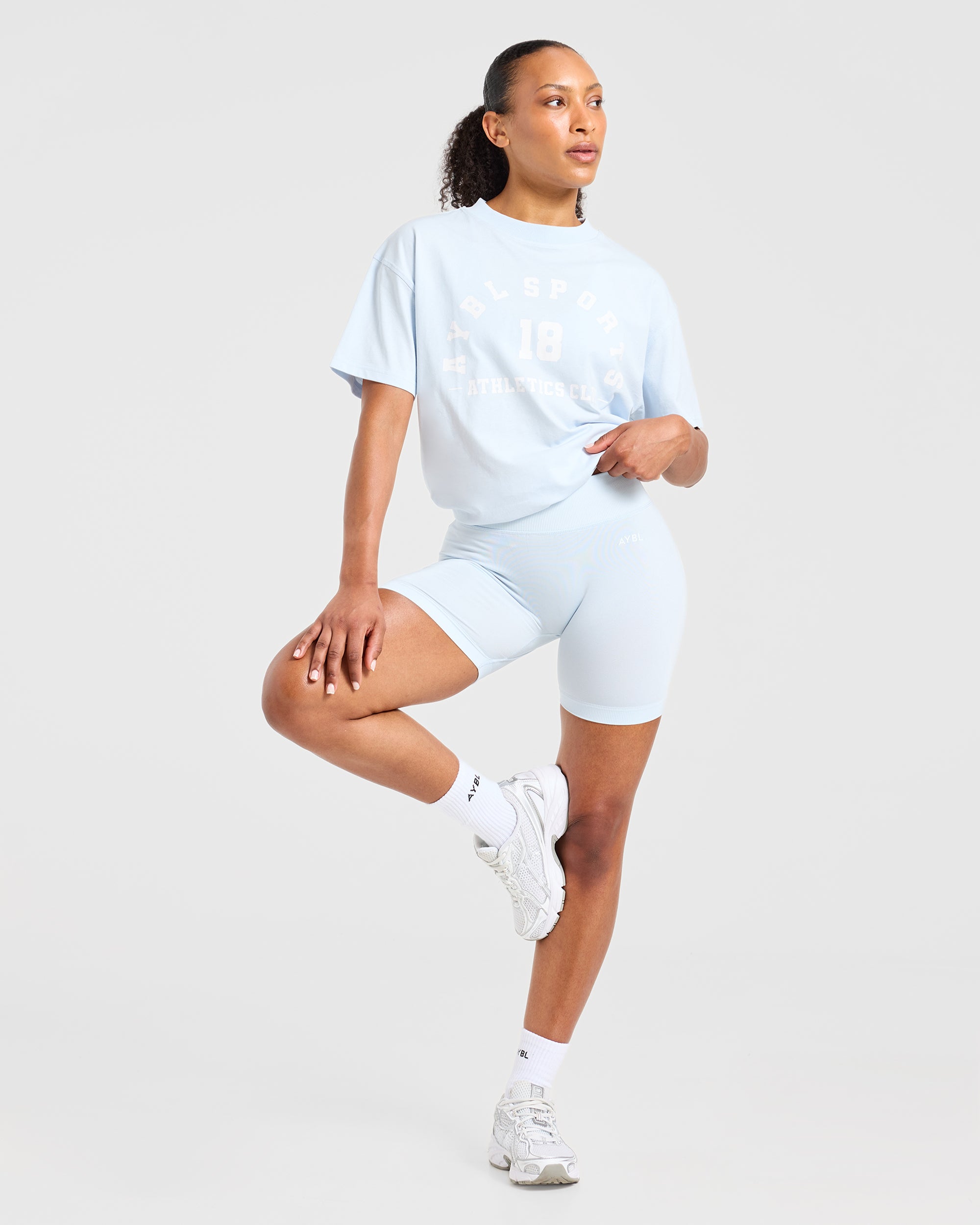AYBL Sports 18 Oversized T Shirt - Iced Blauw