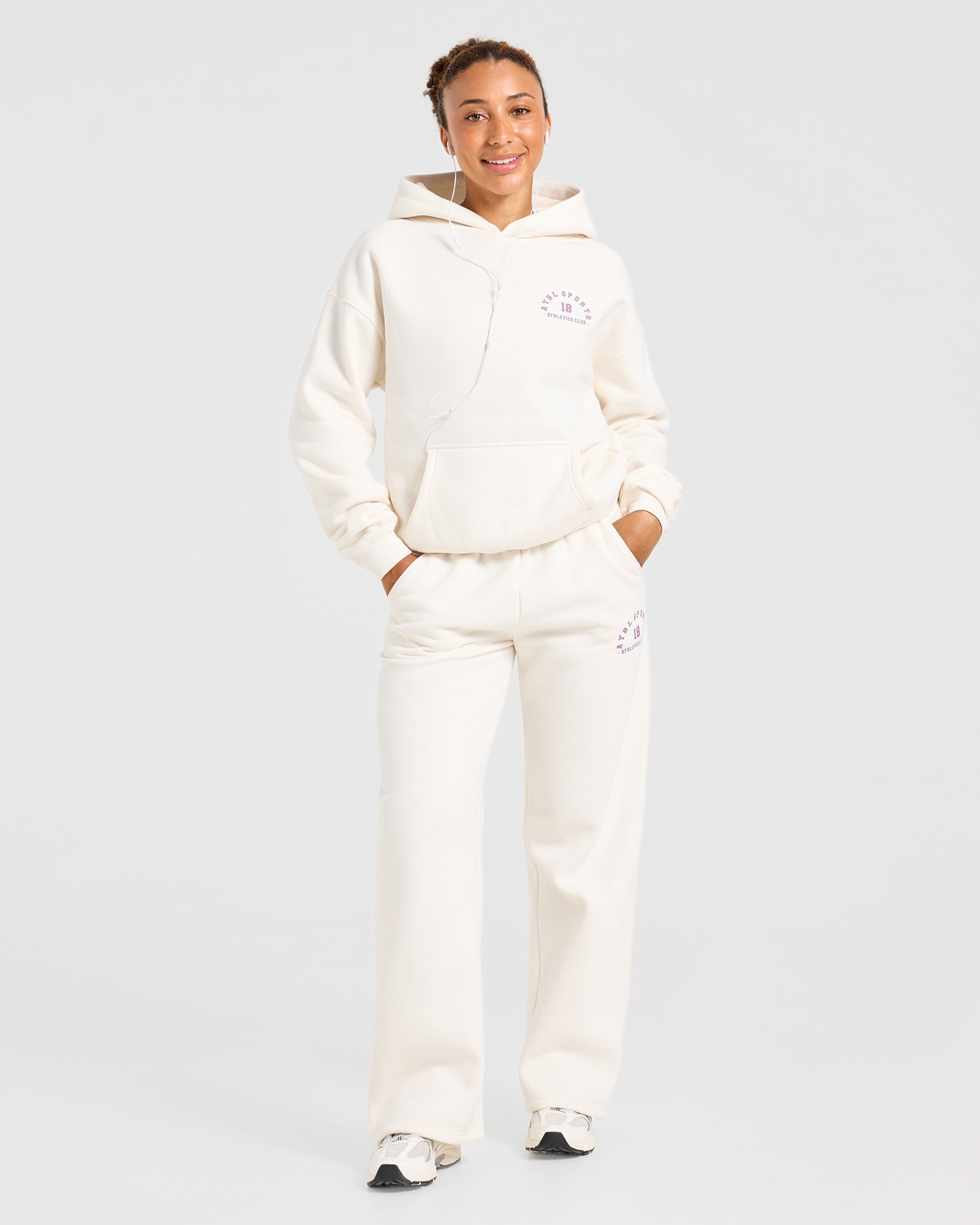 AYBL Sports 18 Oversized Hoodie - Off Wit