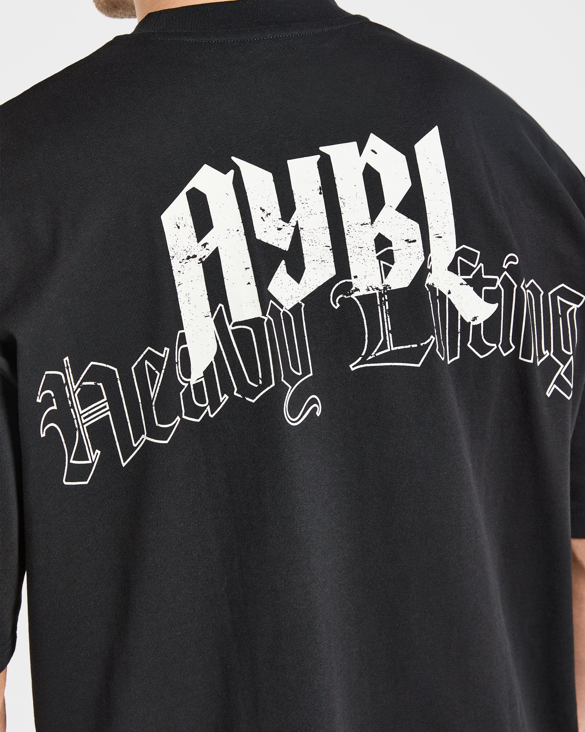 Heavy Lifting Gothic Oversized T Shirt - Zwart/Off Wit