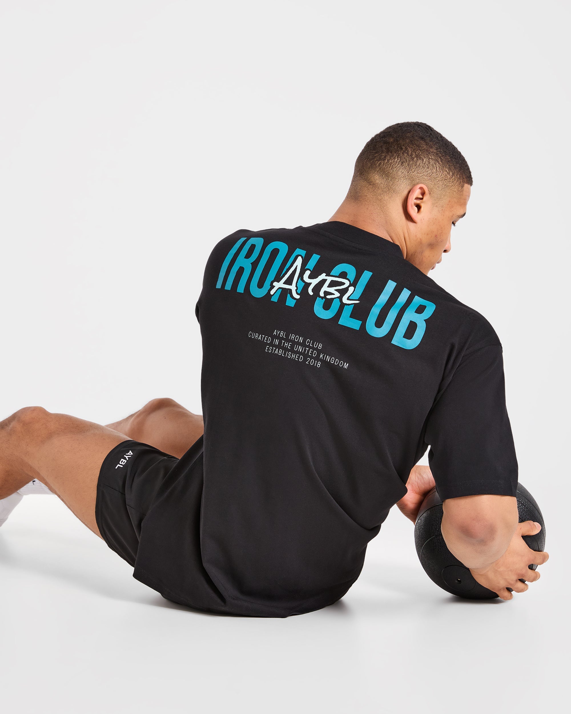 AYBL Iron Club Oversized T Shirt - Zwart