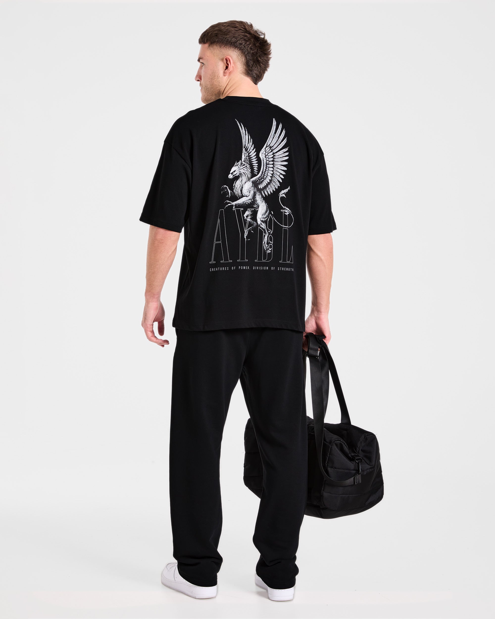 Creatures Of Power Oversized T Shirt - Zwart